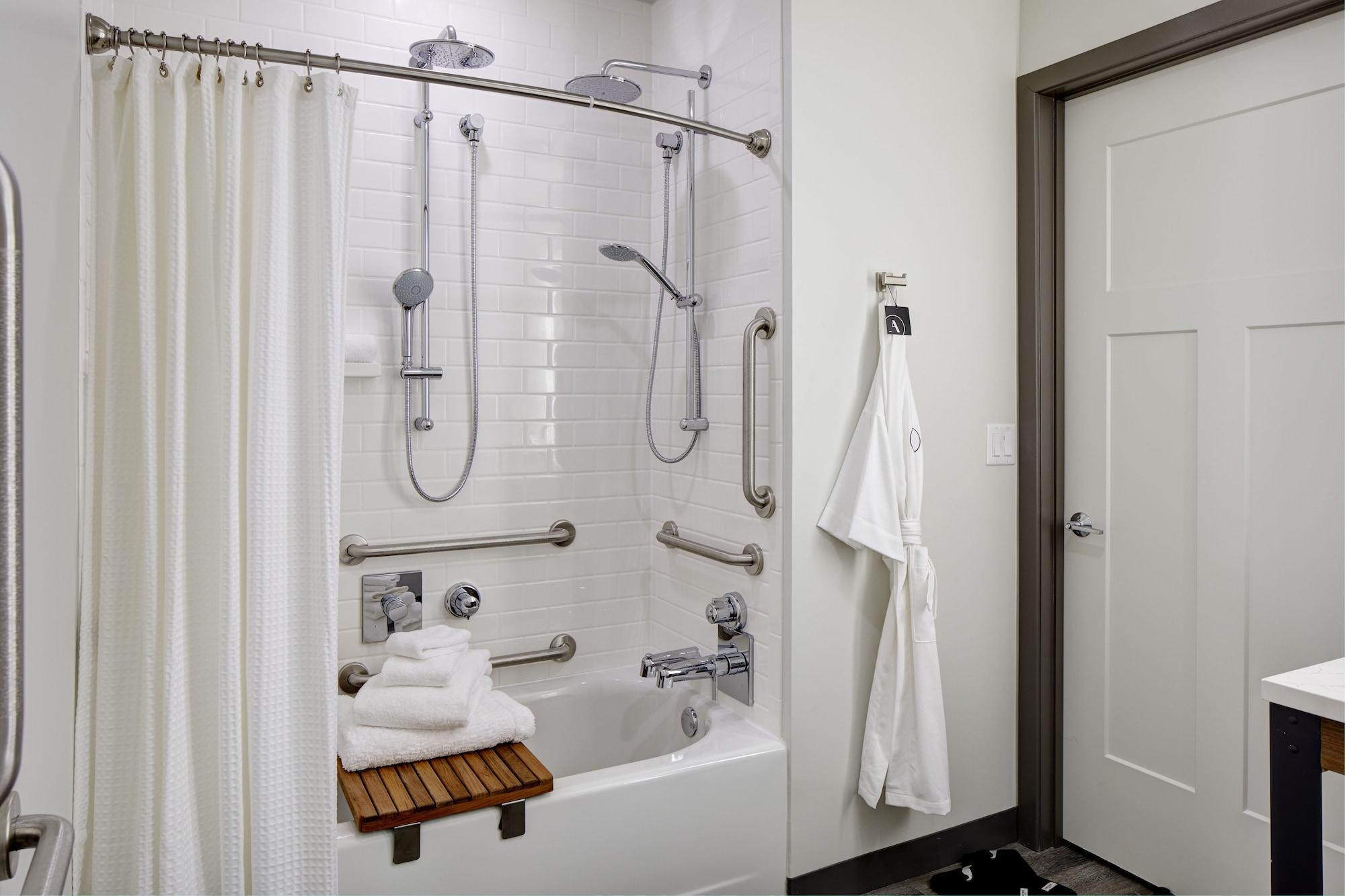 Archer Hotel Burlington by null