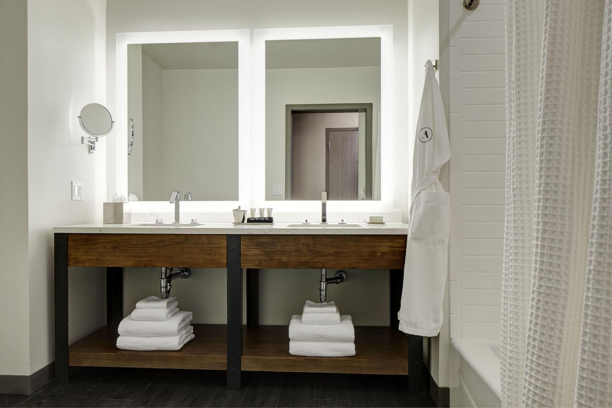 Archer Hotel Burlington by null