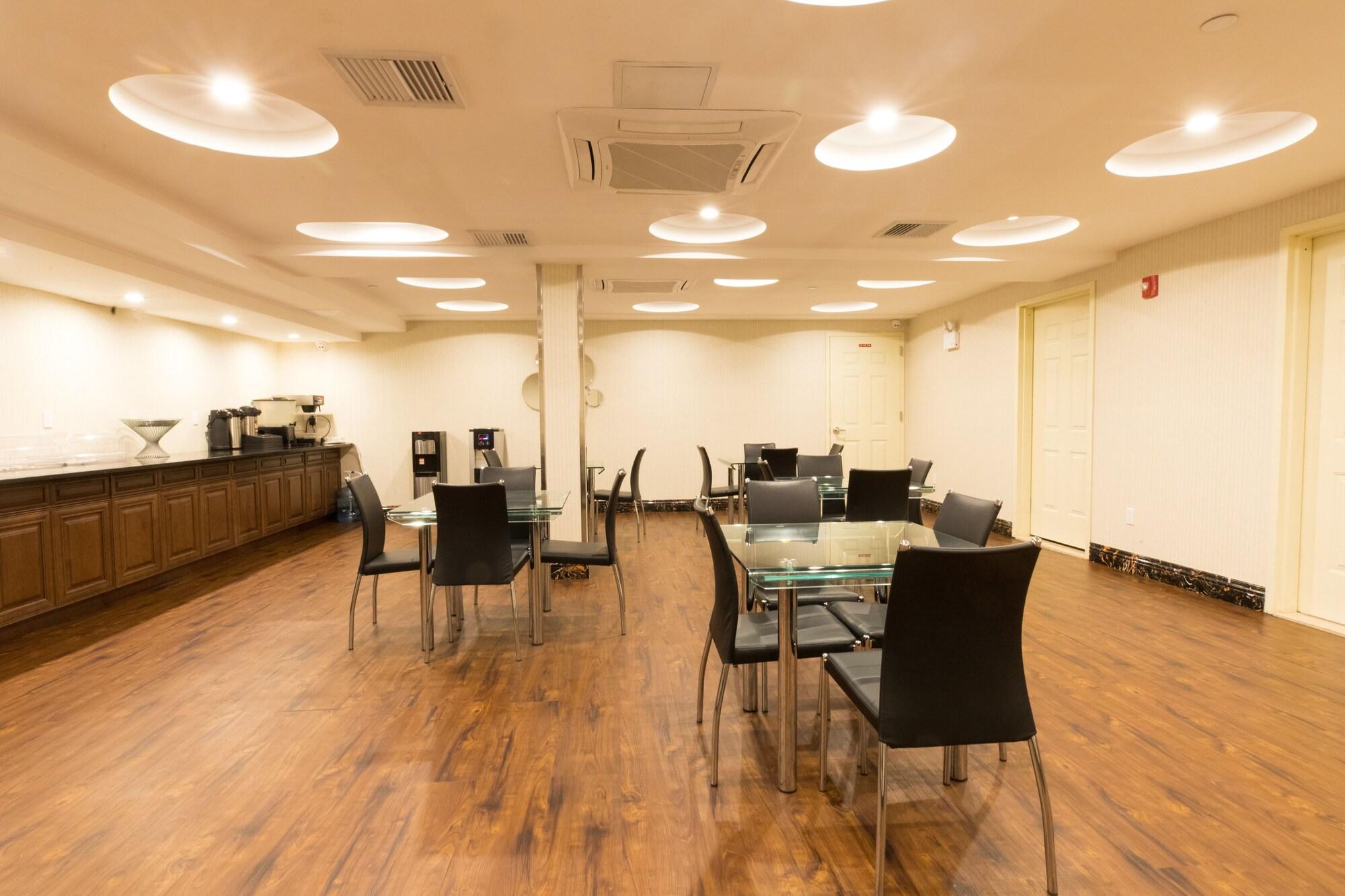 Mayflower Boutique Hotel