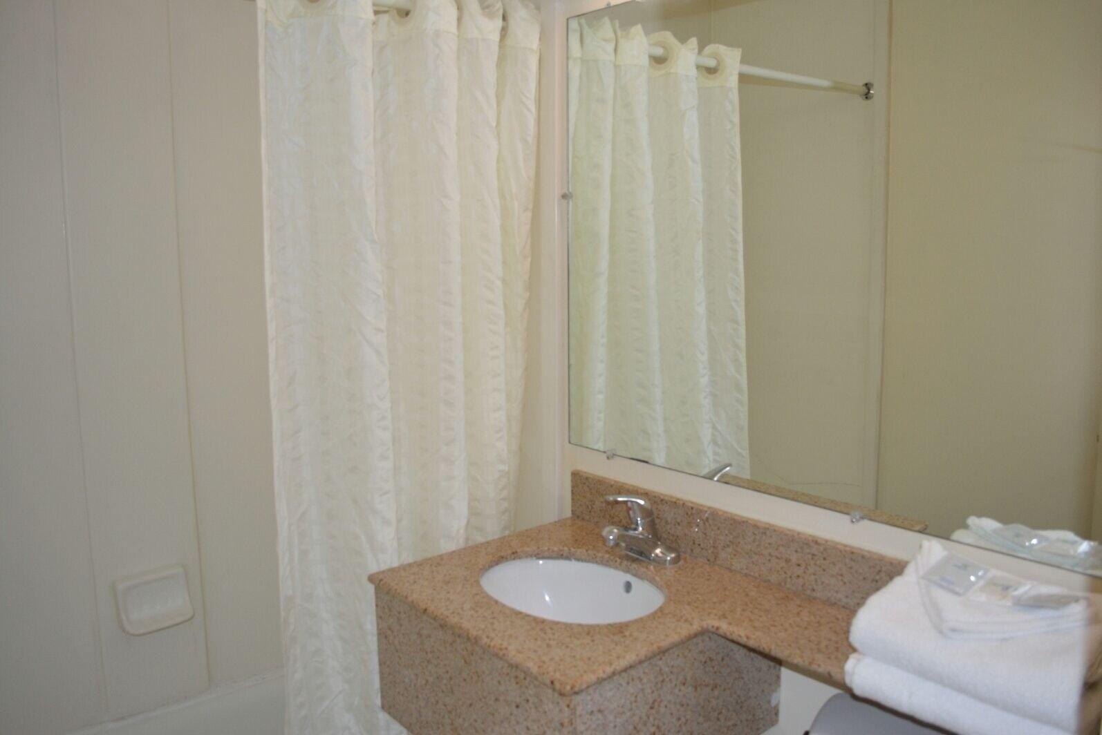 Budget Inn-Falls Church