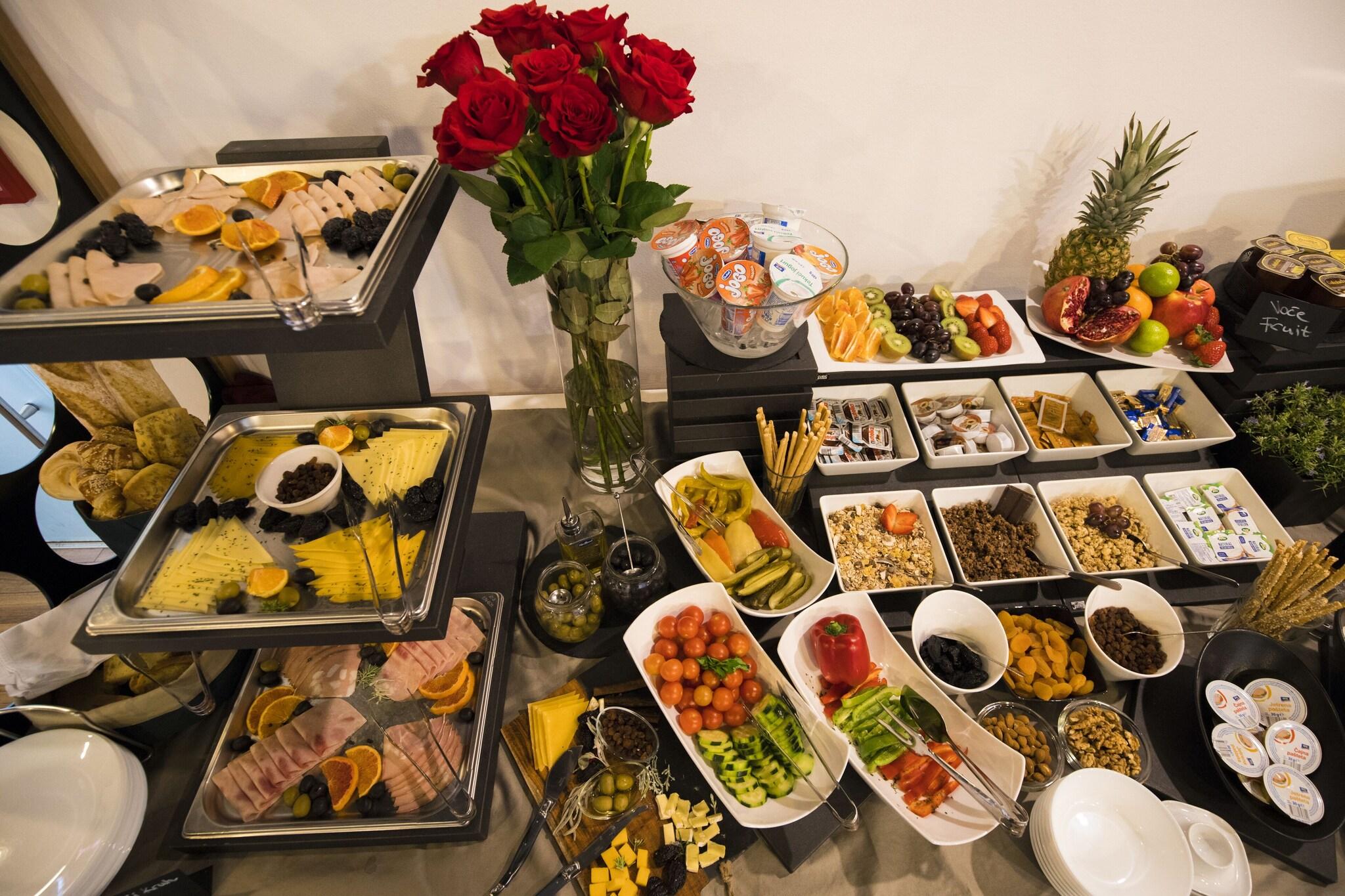 Art Hotel Like by null