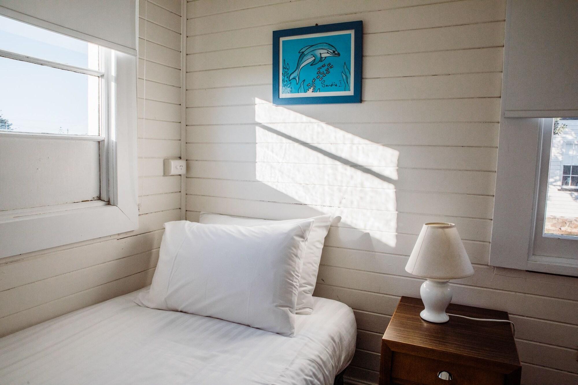 Low Head Pilot Station Accommodation by null