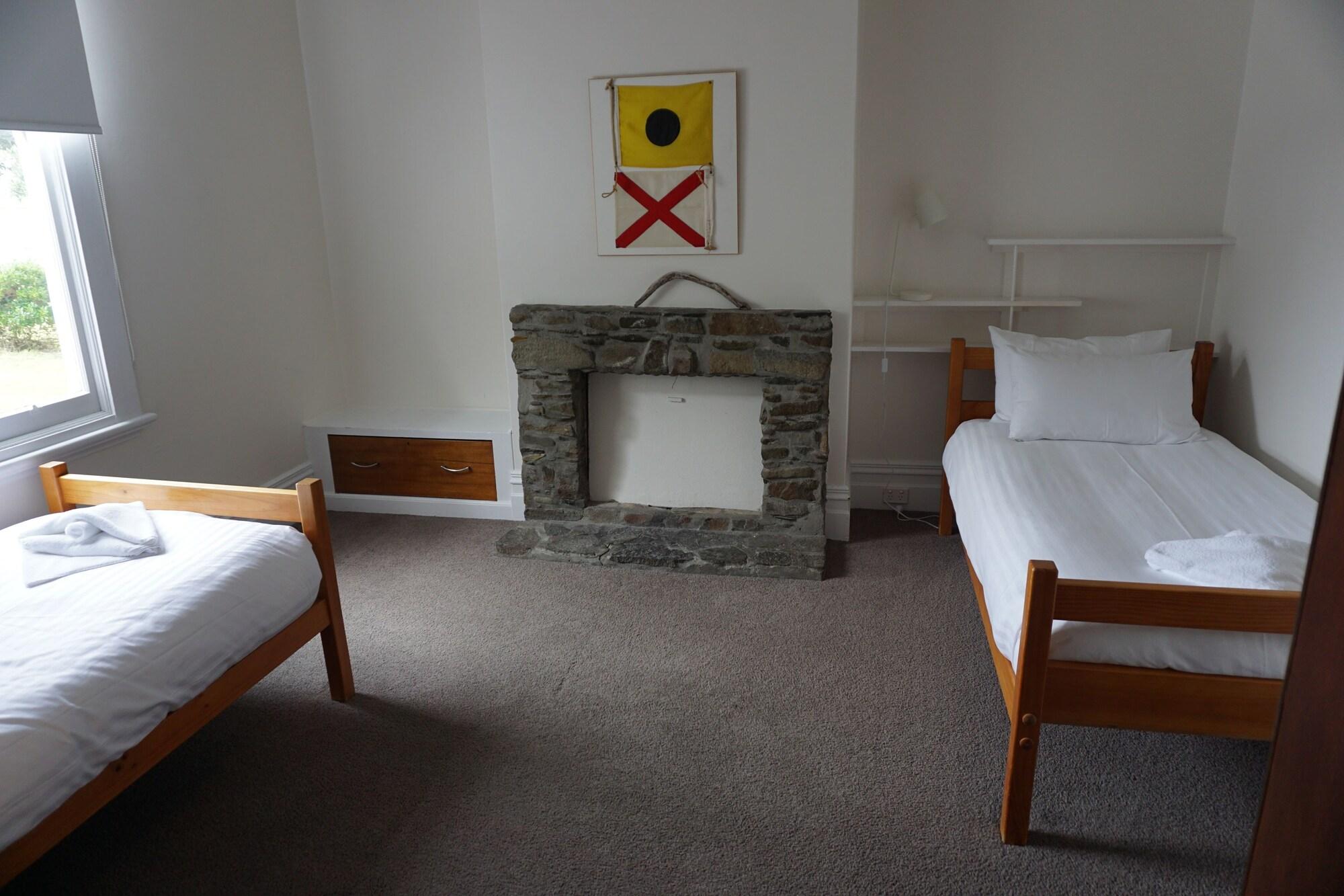 Low Head Pilot Station Accommodation by null