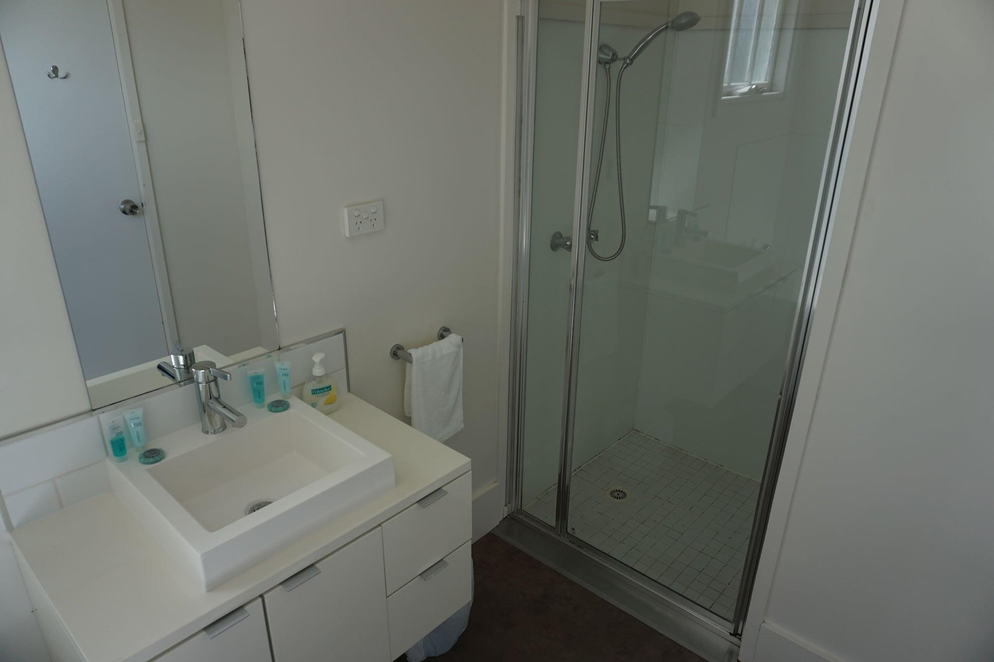 Low Head Pilot Station Accommodation by null