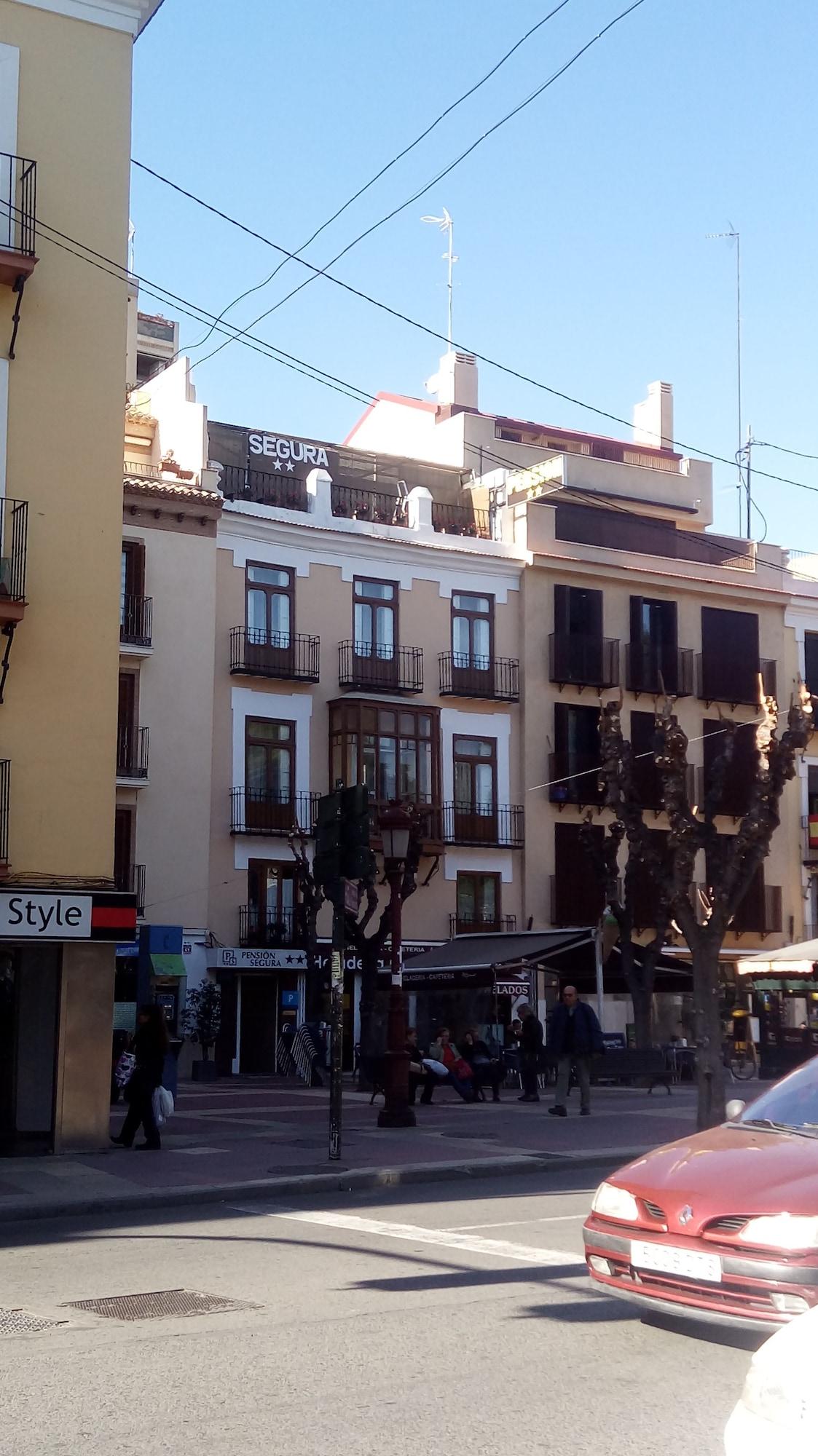 Pension Segura by null