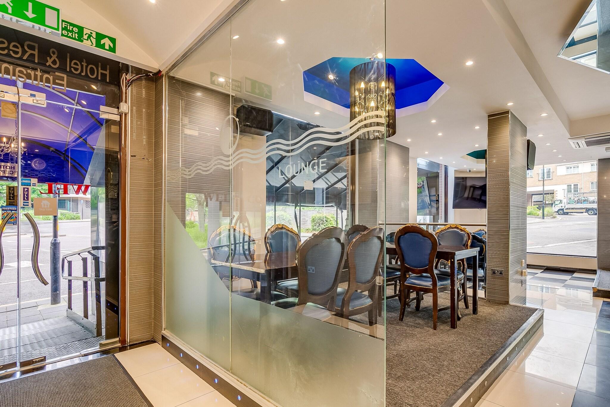 London Star Hotel