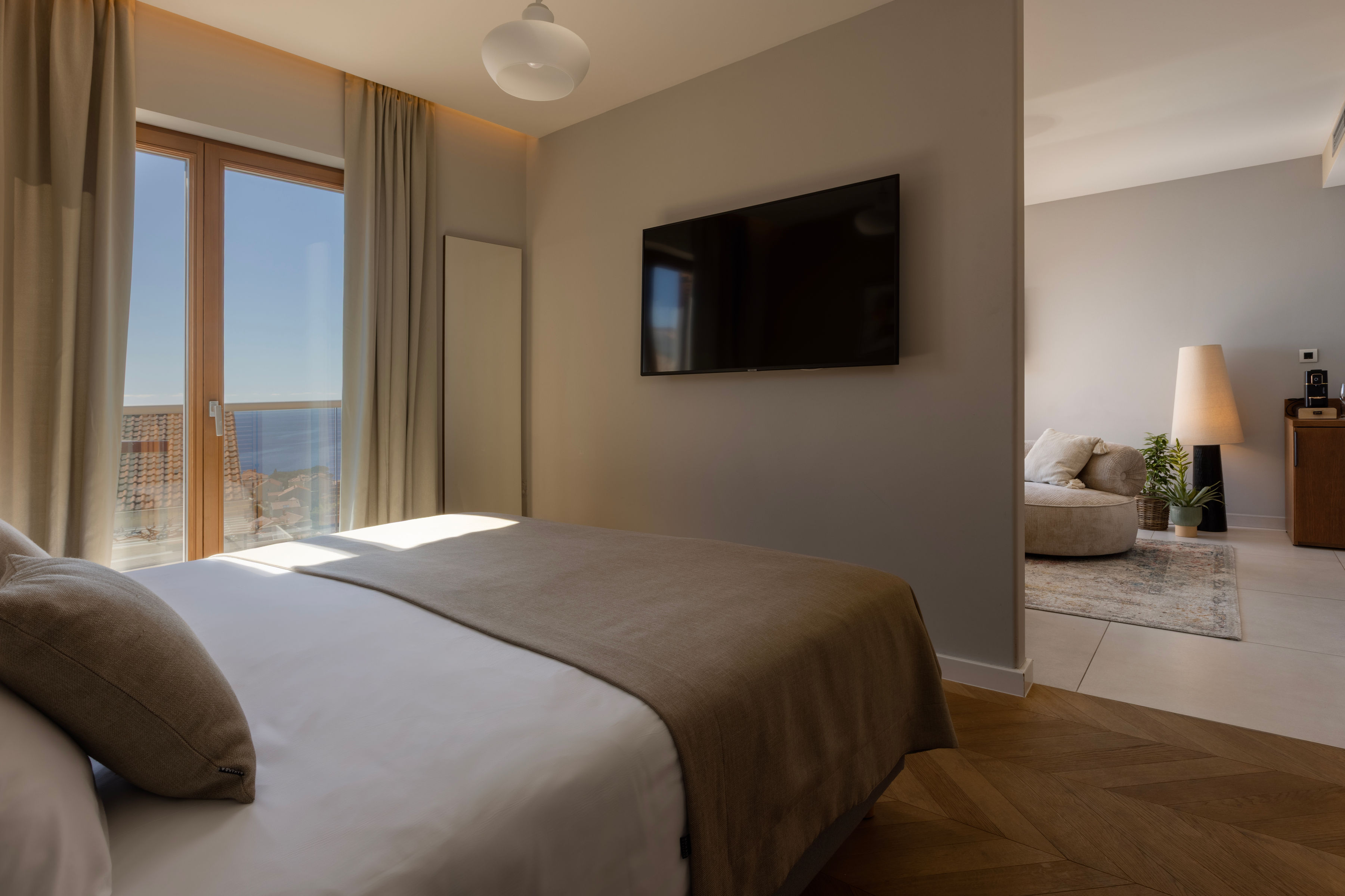 Suite, balcón