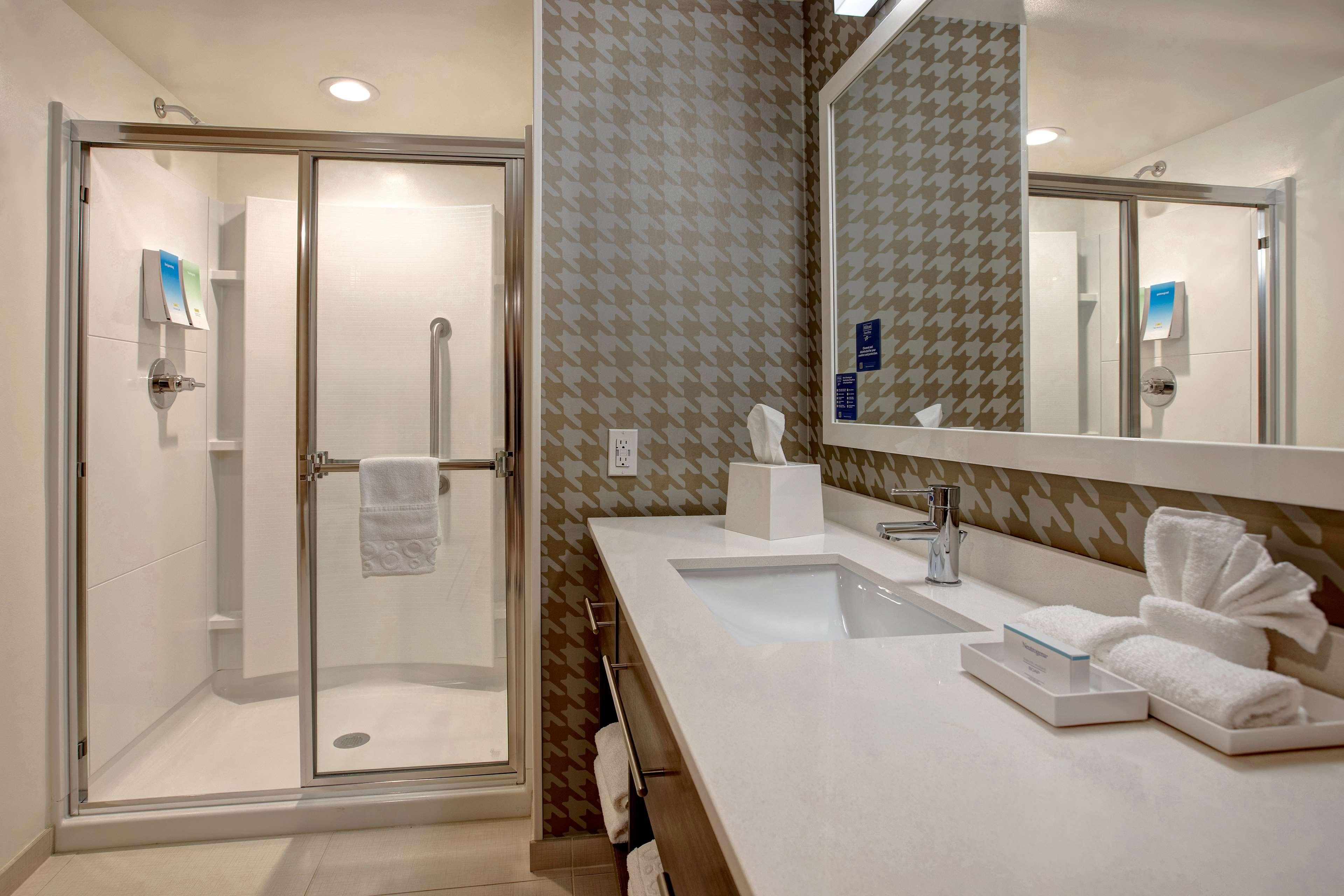 Home2 Suites By Hilton Carmel Indianapolis