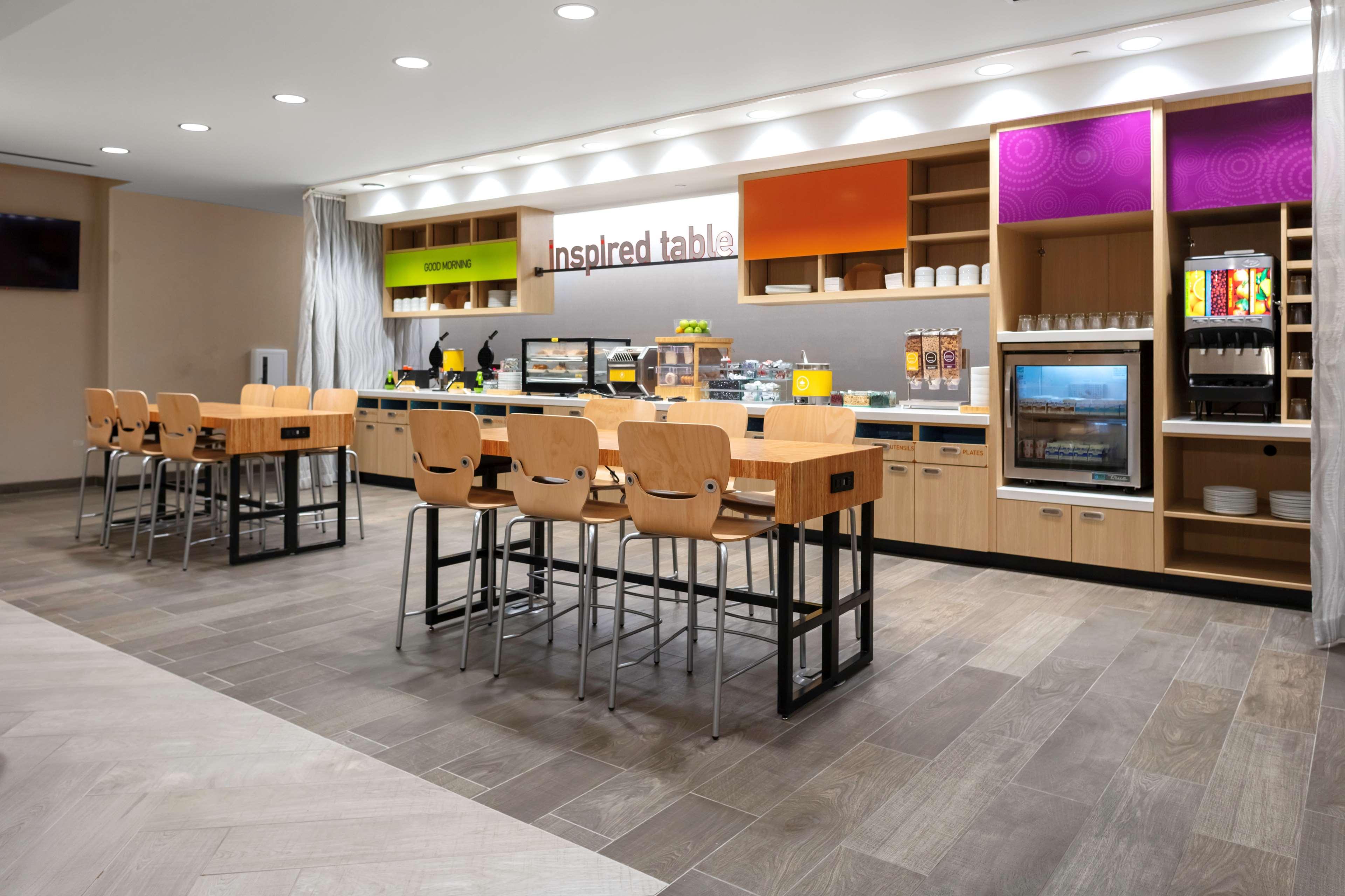 Home2 Suites By Hilton Fort Wayne North