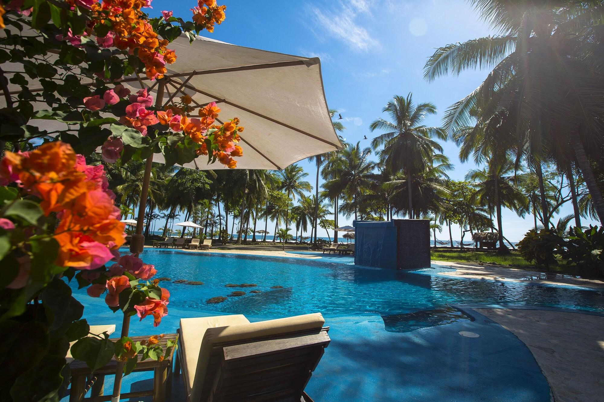 Clandestino Beach Resort by null