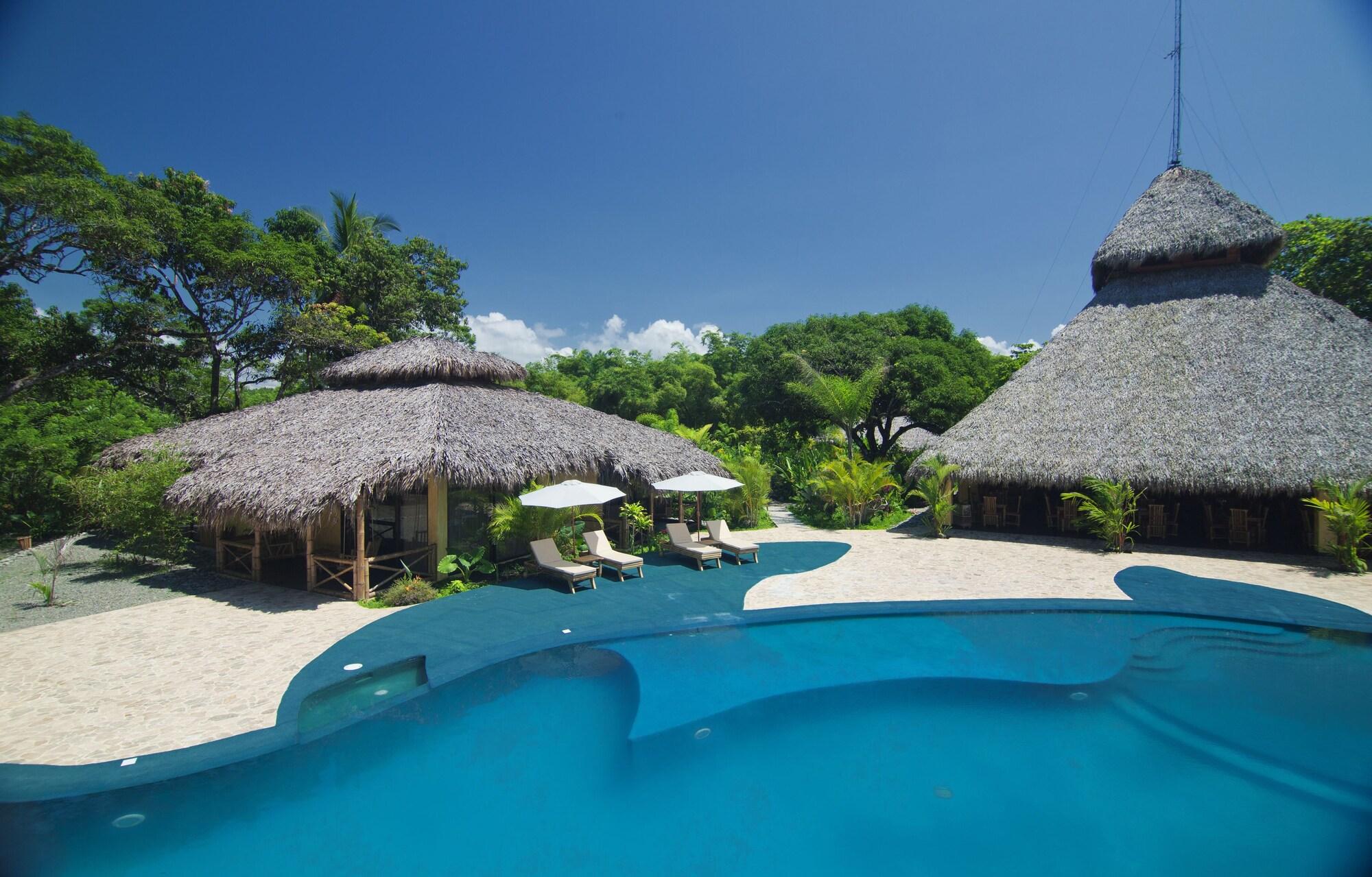 Clandestino Beach Resort by null