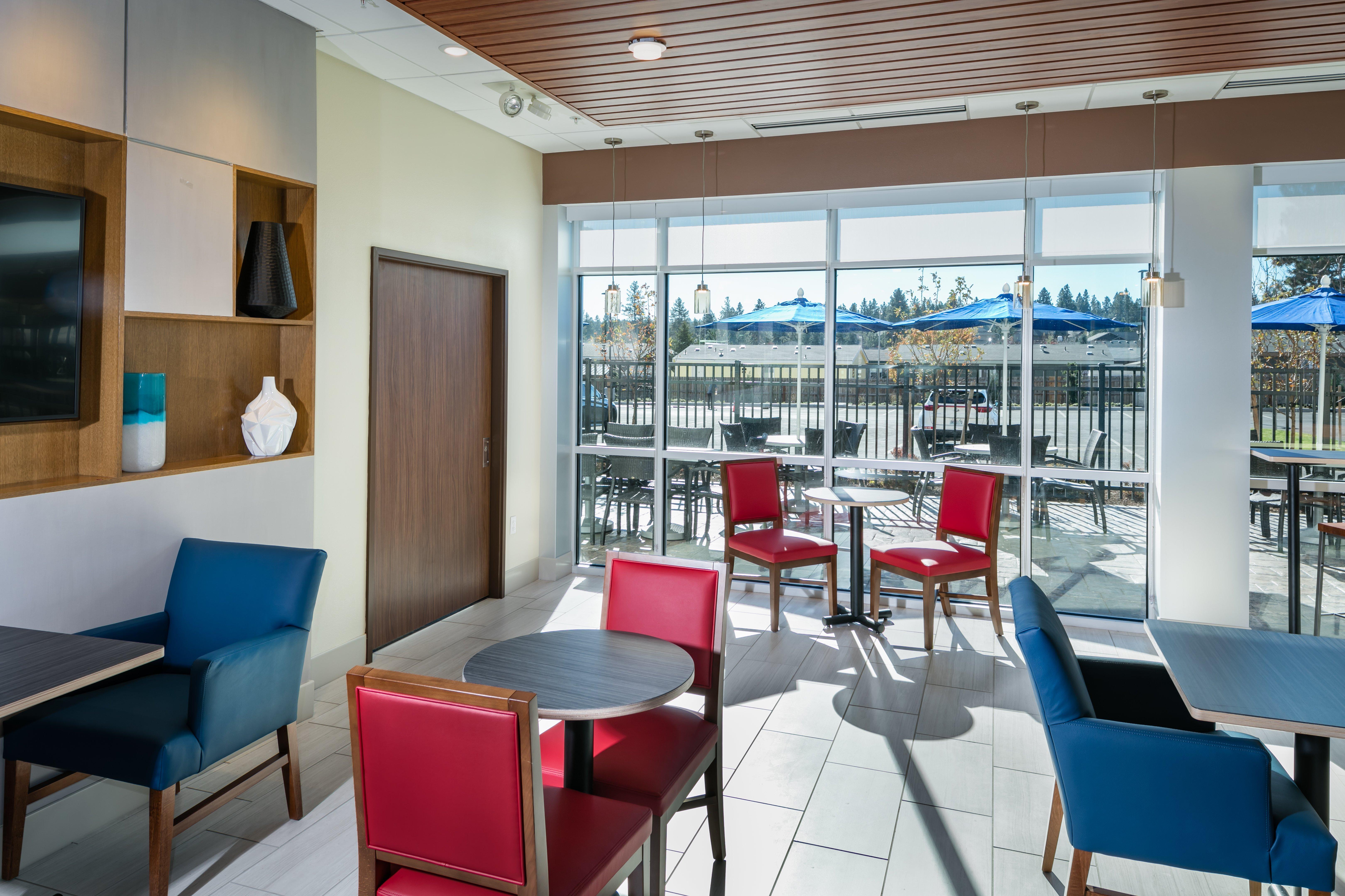 Holiday Inn Express And Suites Bend South