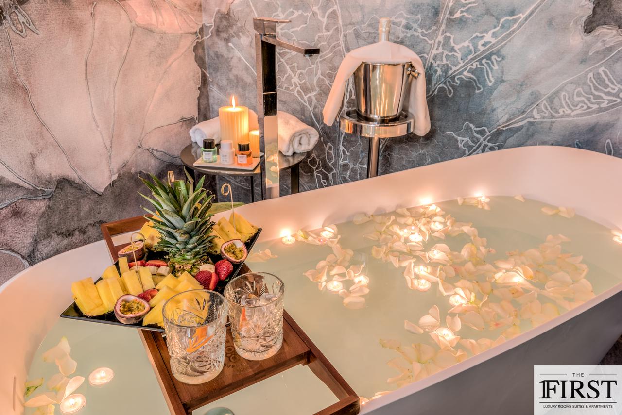 The First Luxury Rooms & Apartments