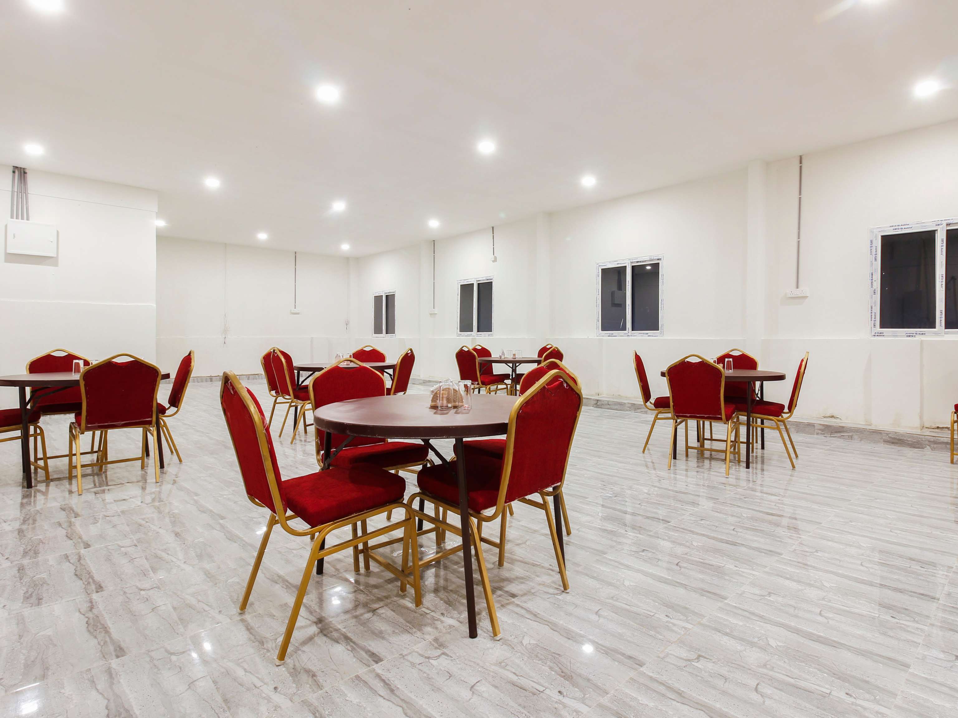 Capital O 65104 Che Sigma Hotel