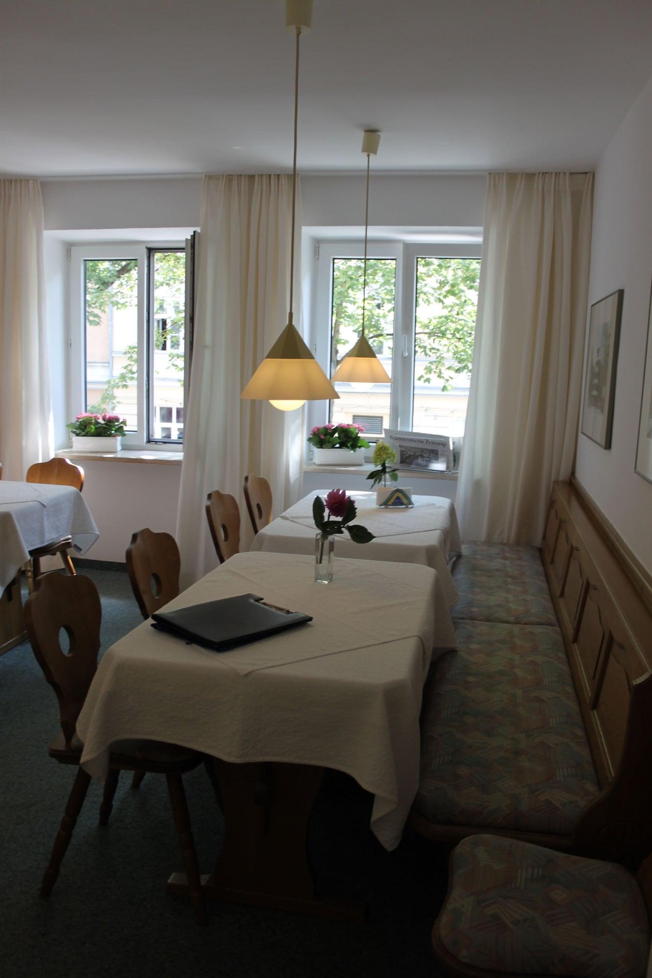 Hotel Occam
