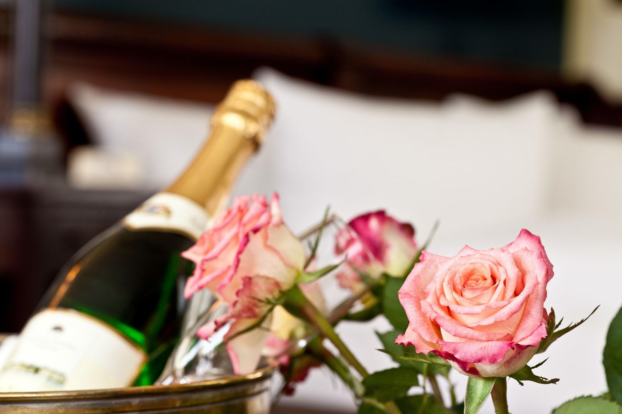 Hotel Würzburger Hof by null