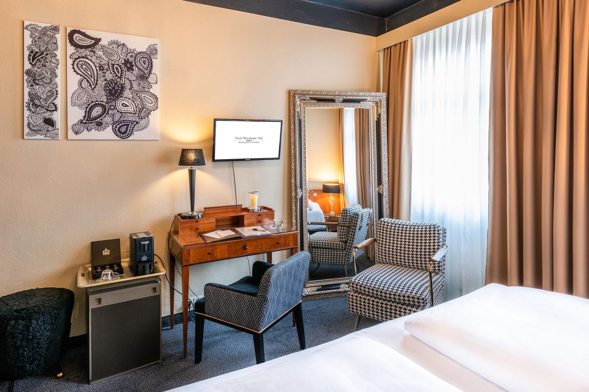 Hotel Würzburger Hof by null