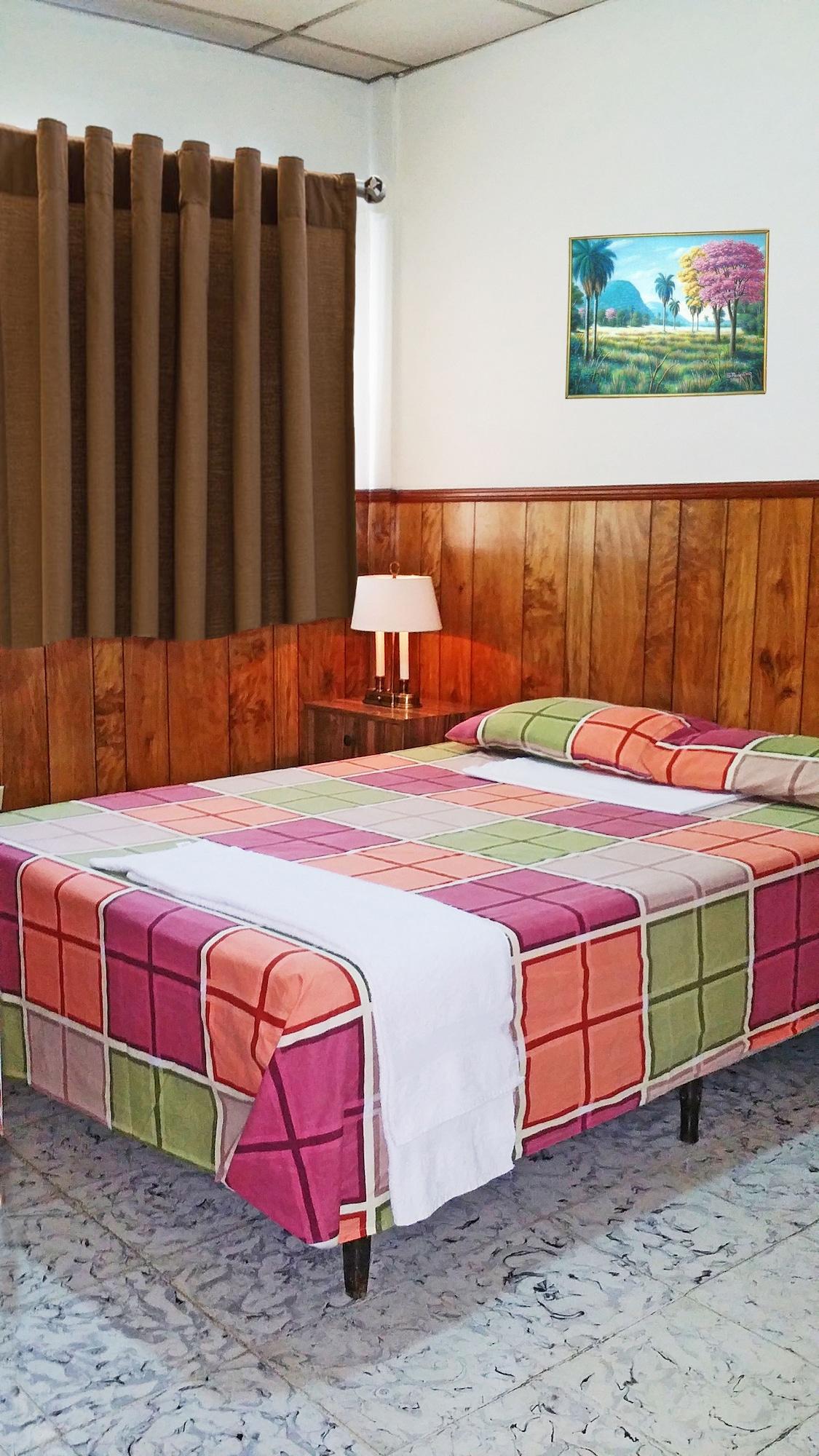 Hotel Manantiales
