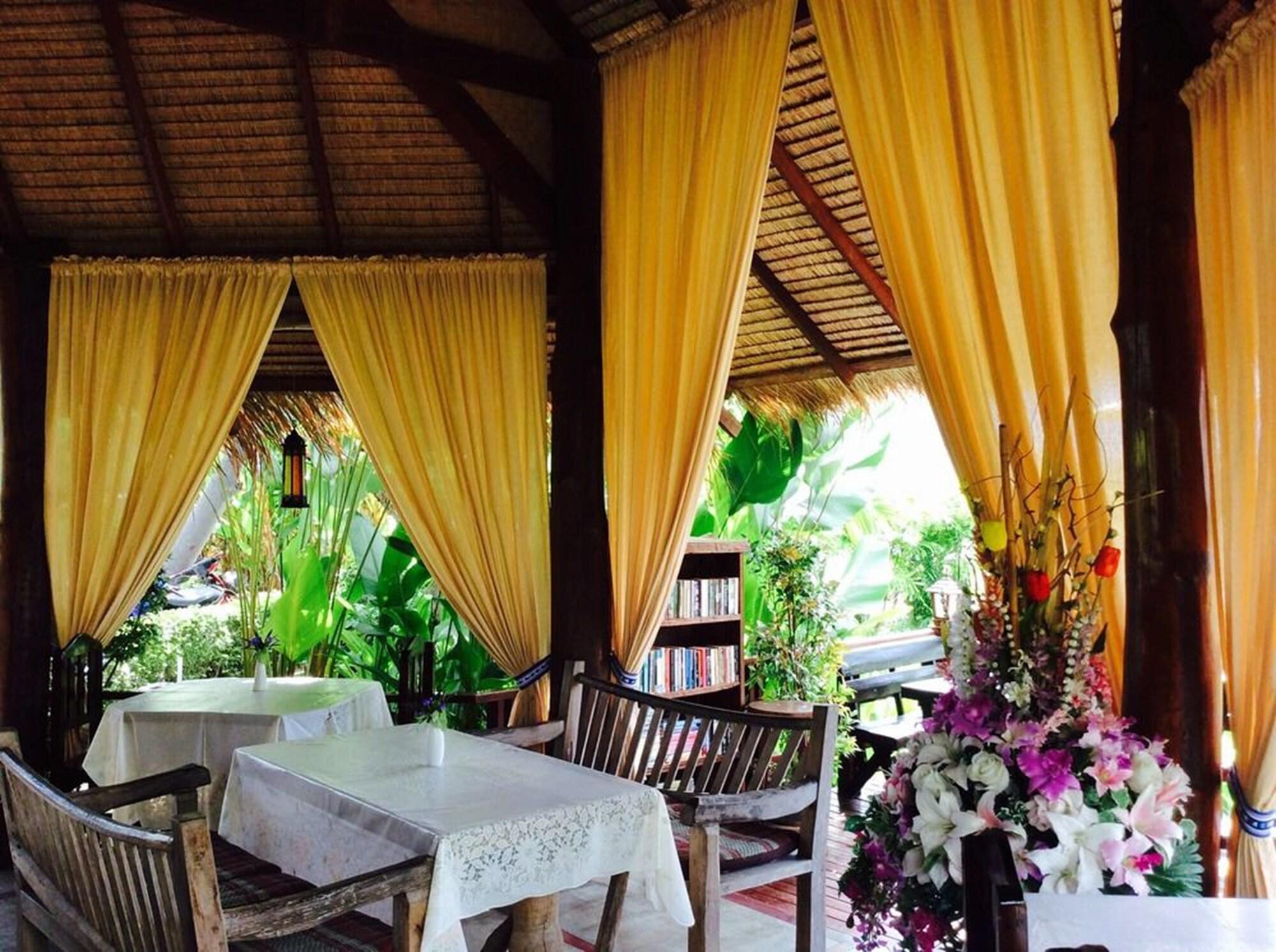 Pura Vida Pai Resort by null