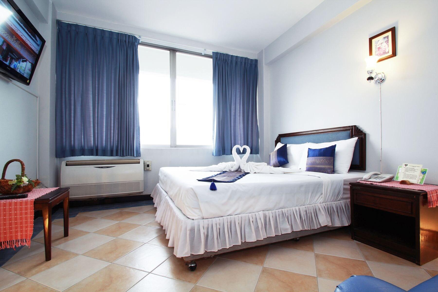 The YMCA International Hotel Chiang Mai by null