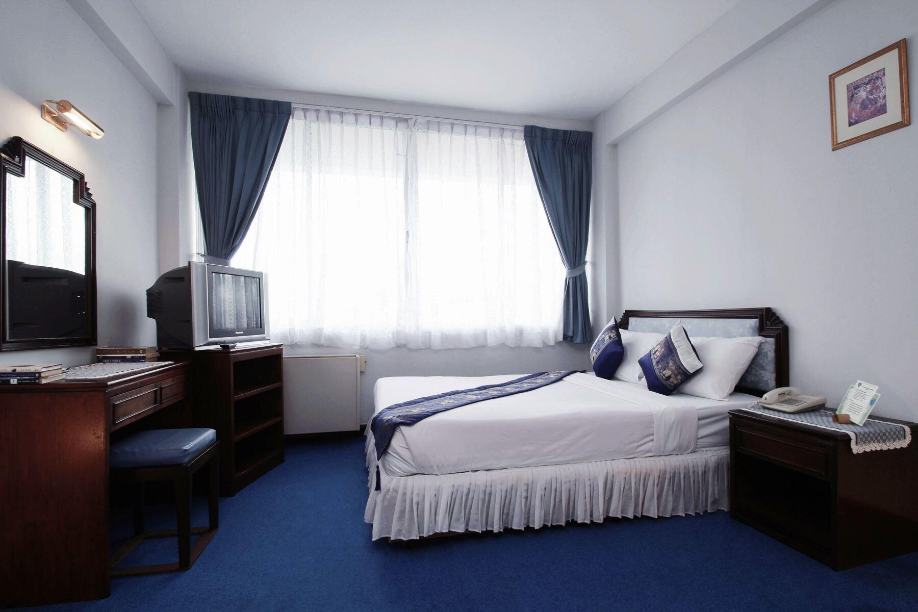 The YMCA International Hotel Chiang Mai by null