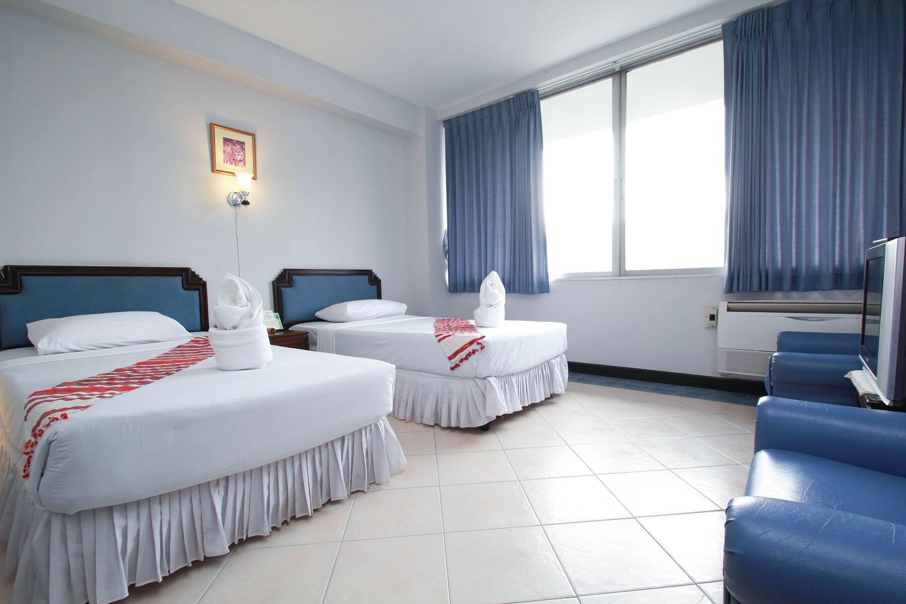 The YMCA International Hotel Chiang Mai by null