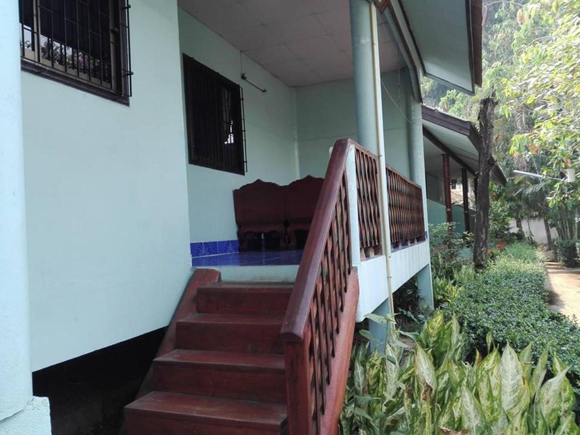 Mr.Jan Guest House