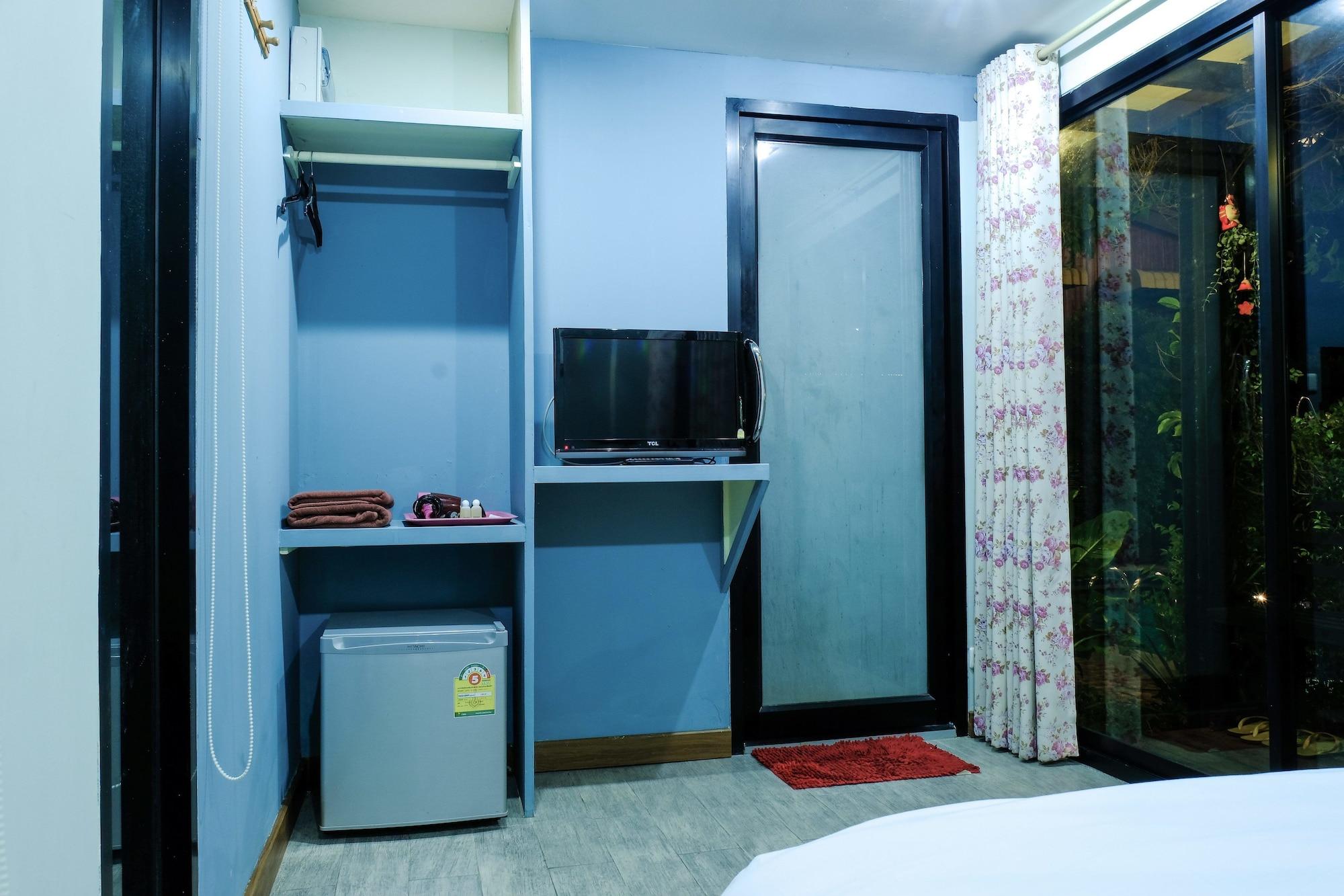 Hua Hin In Boxes