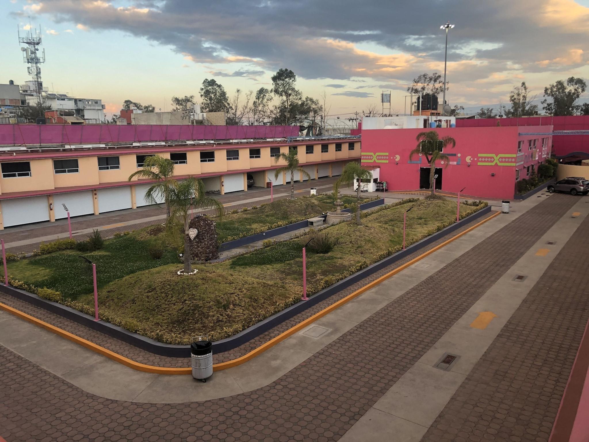 Hotel & Villas 7