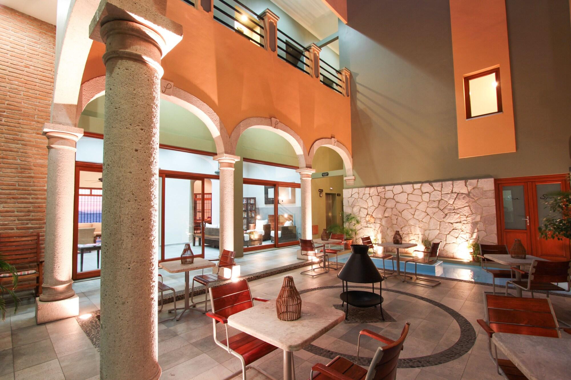 Casa Lucila Mazatlán Curamoria Collection by null
