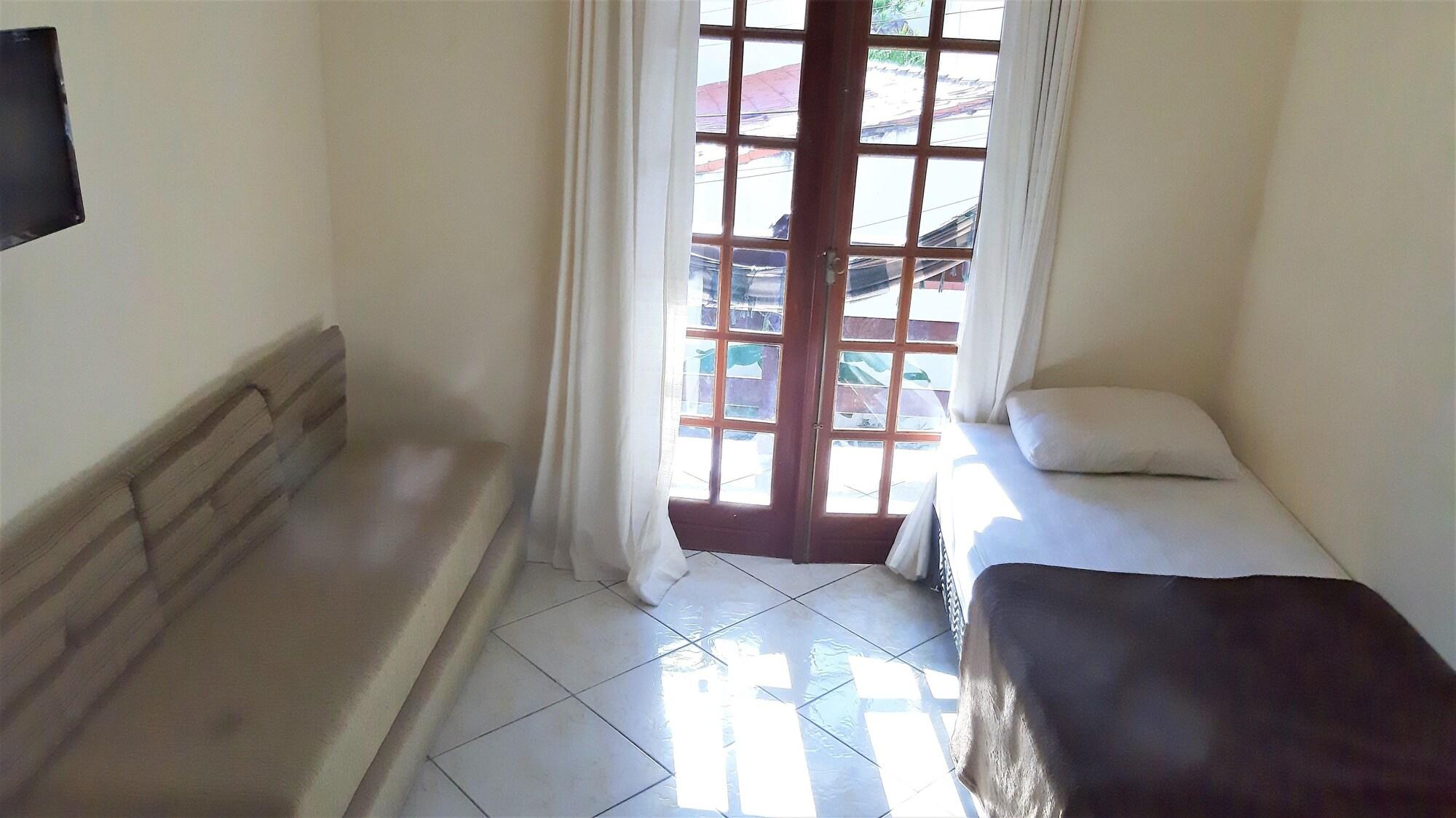 Mineiro Suítes