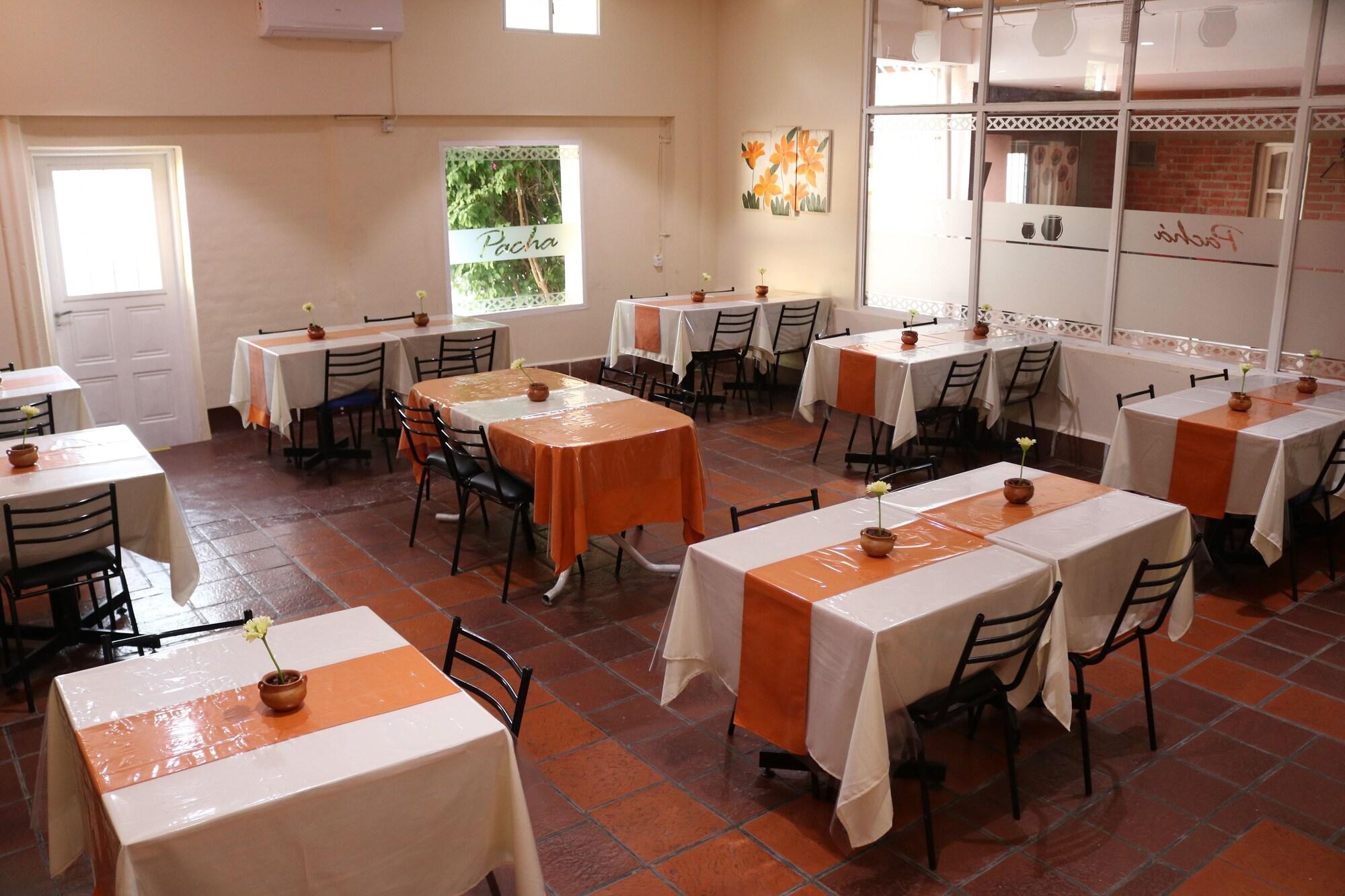 Hotel Pachá