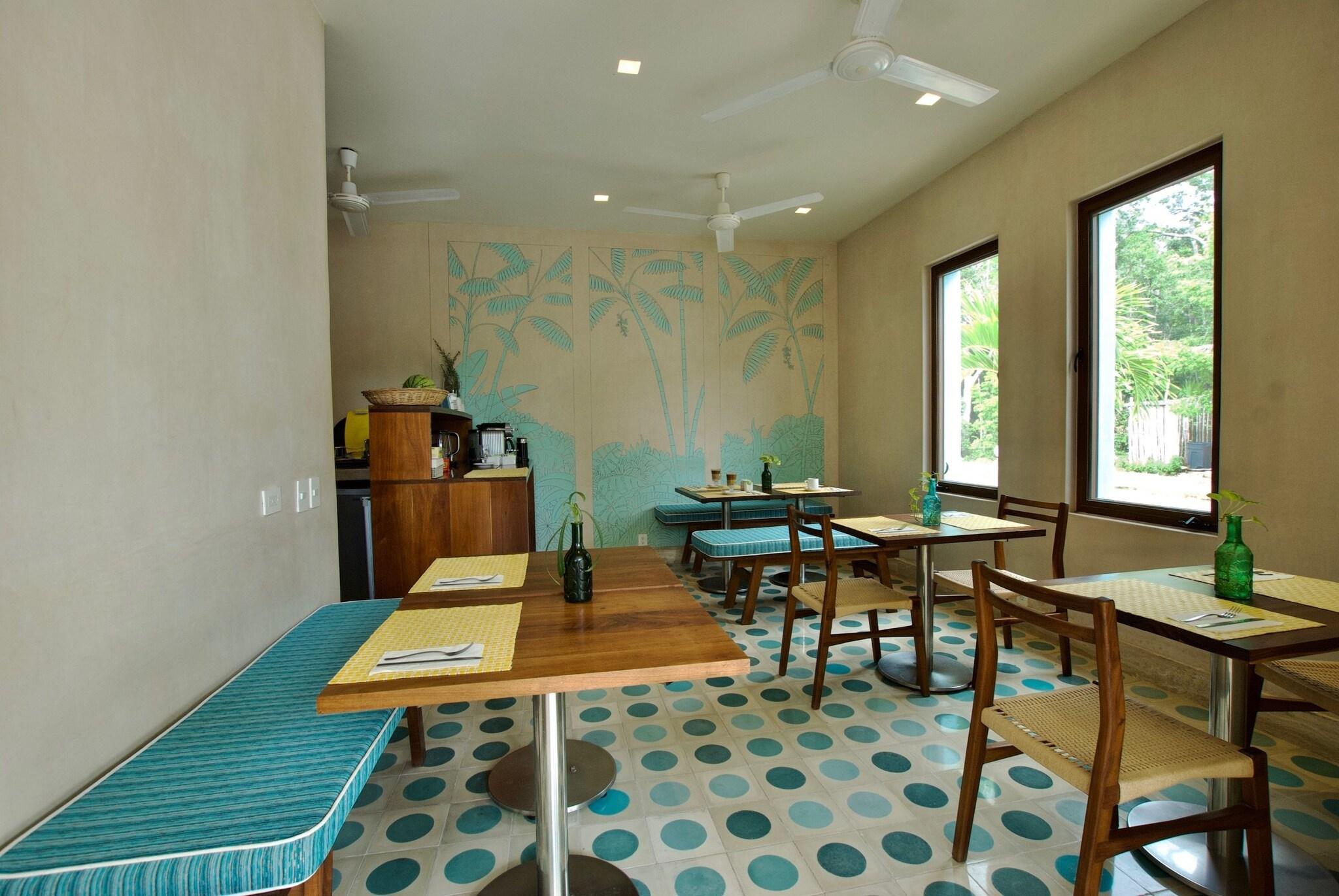 Hotel Tiki Tiki