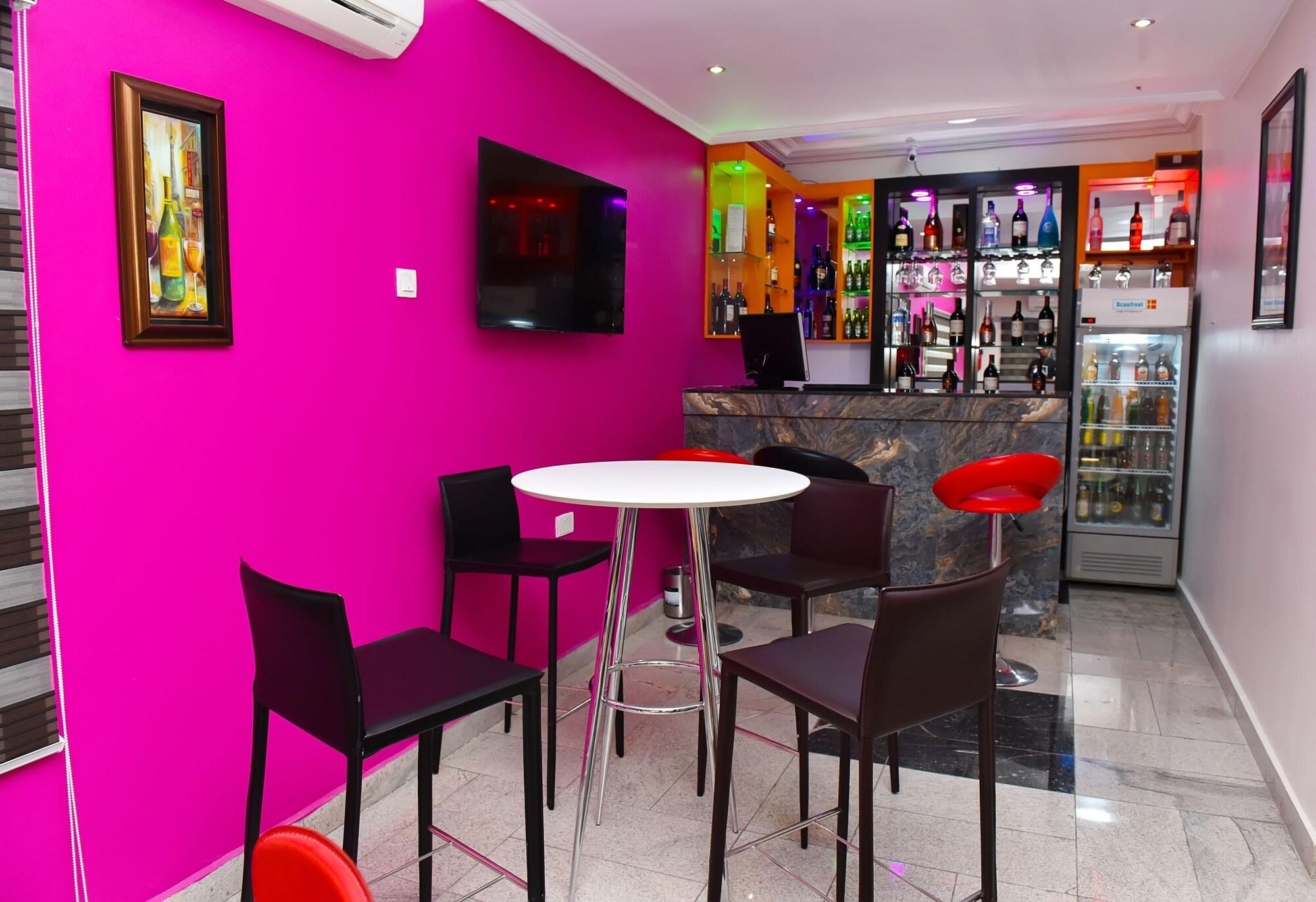 Somerset Suites