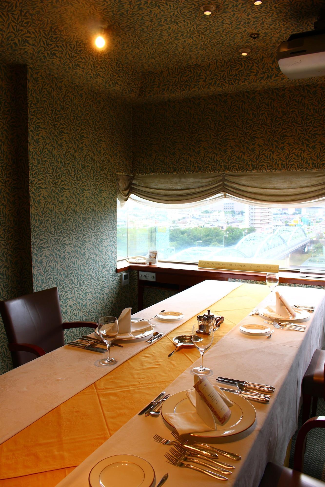 Gunma Royal Hotel