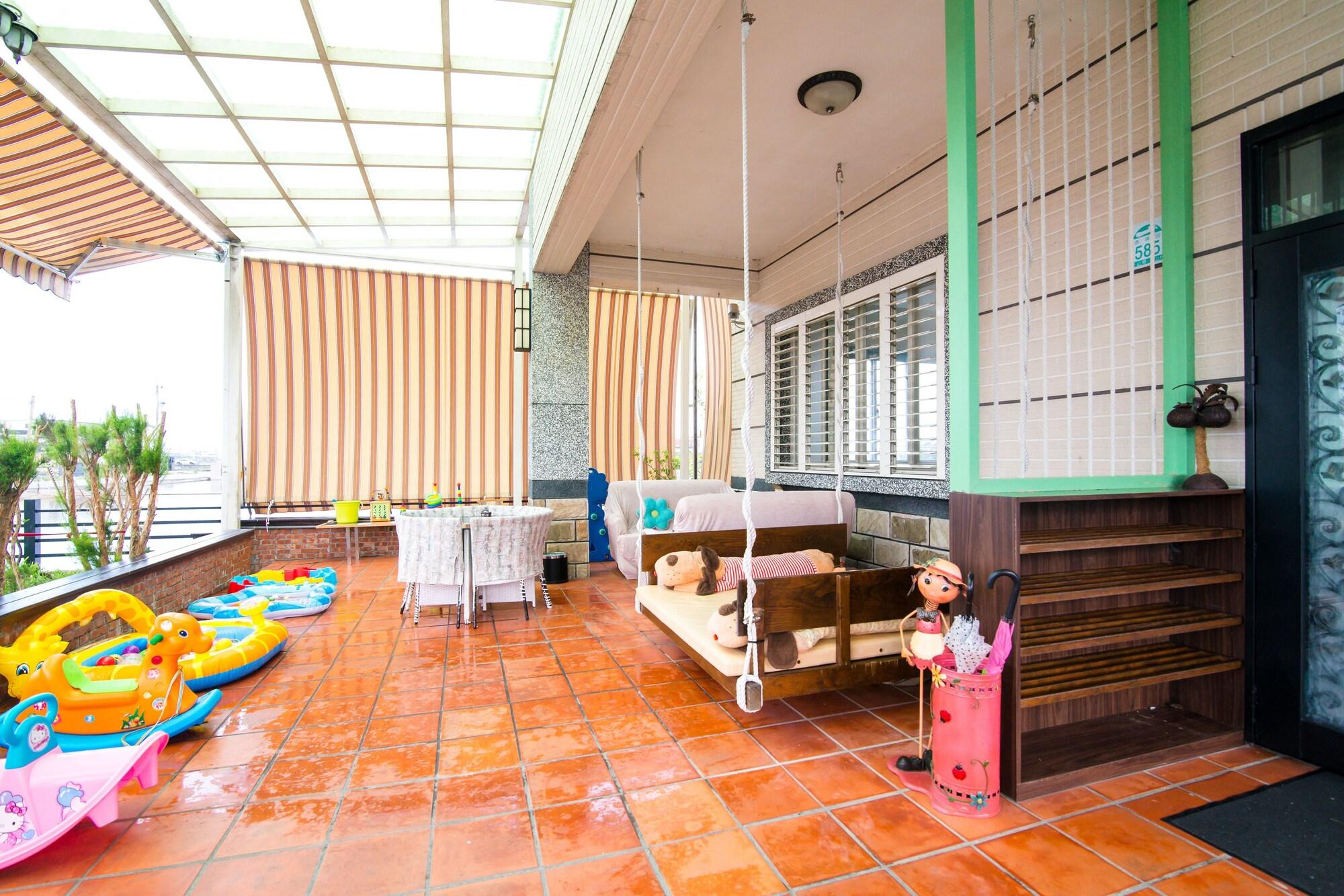 Kid Hostel
