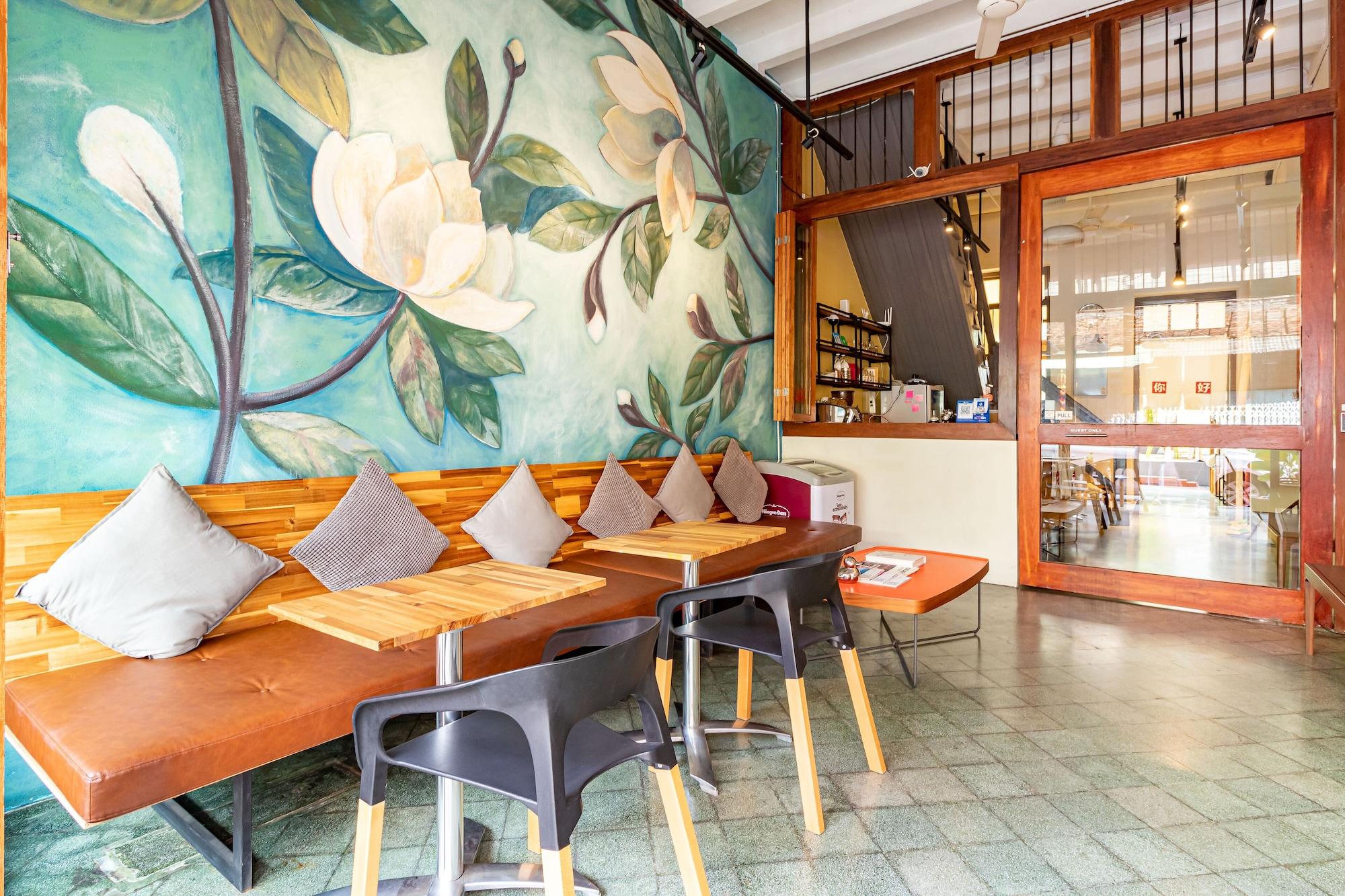 Lyns Home Boutique Hostel