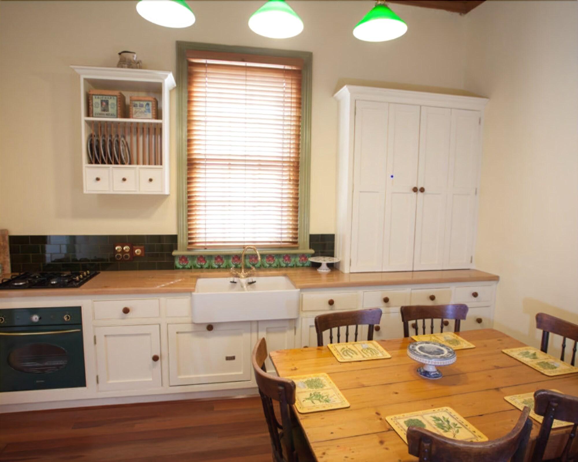 Steam Packet Inn by null