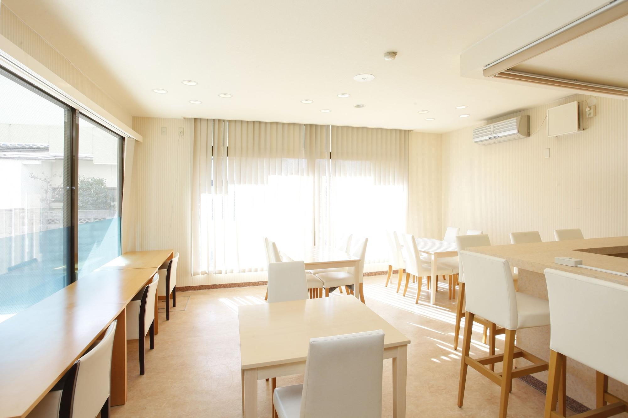 GUEST HOUSE SONOMAMA - Hostel