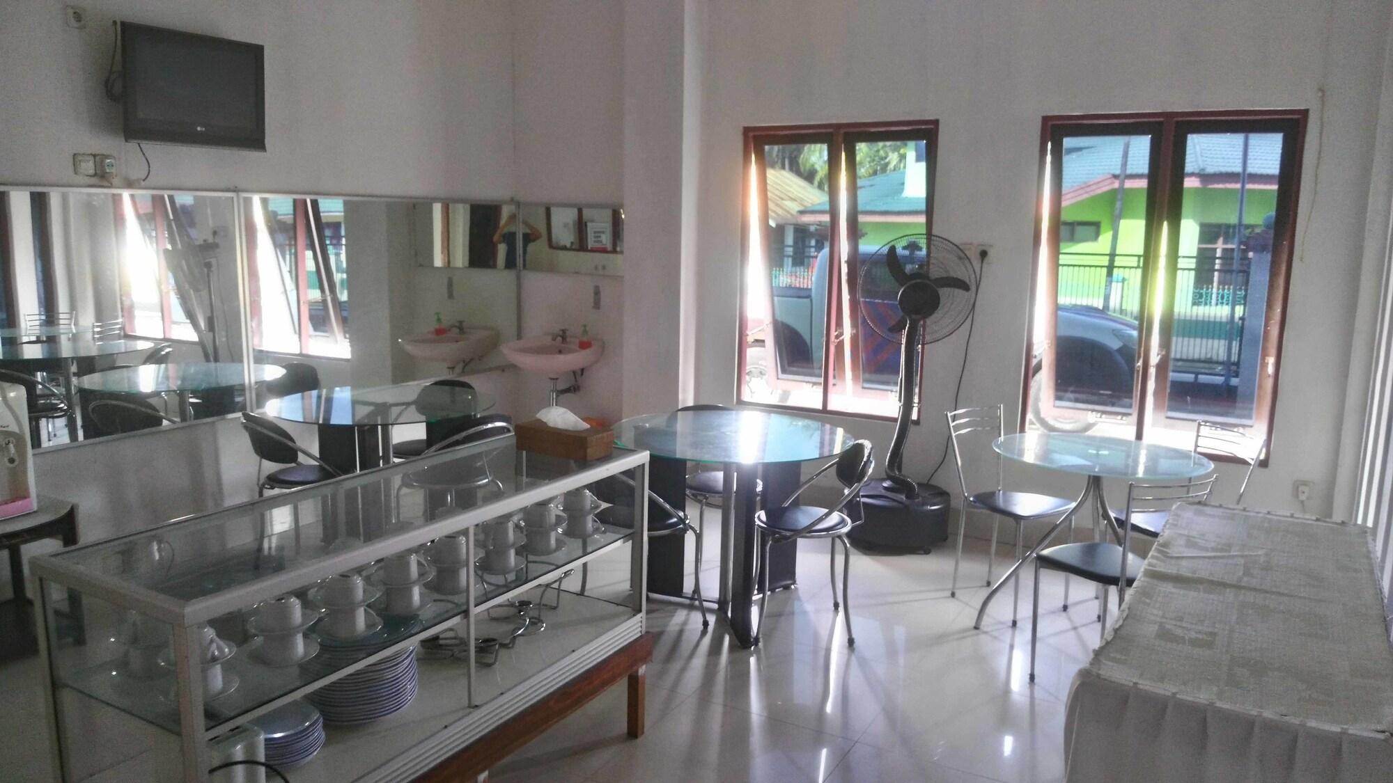 Avicenna Hotel