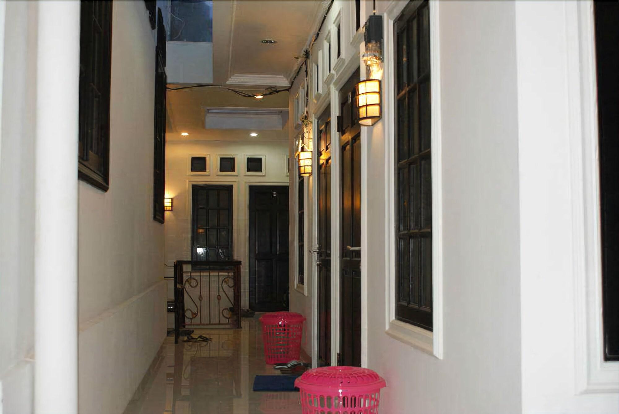 Lagura Residence