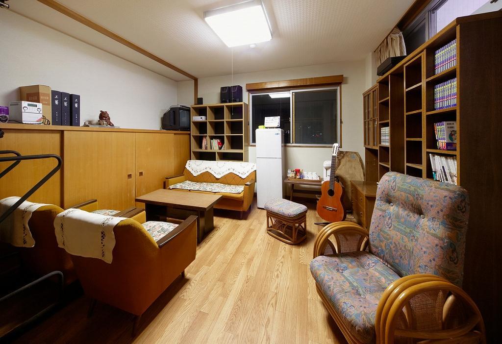 Travelersdou Kirinya - Hostel