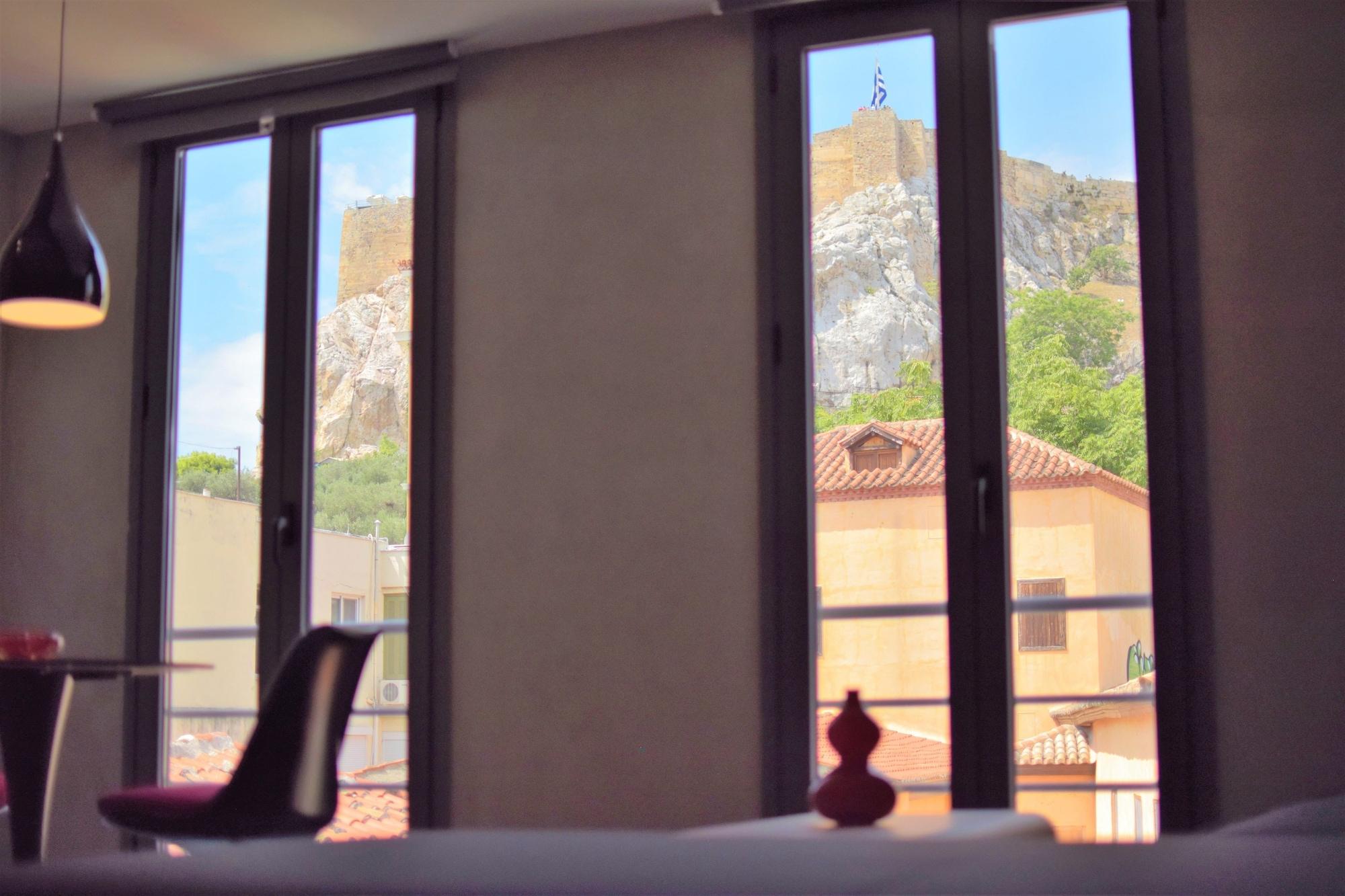 101 Adrianou Luxury Urban Stay