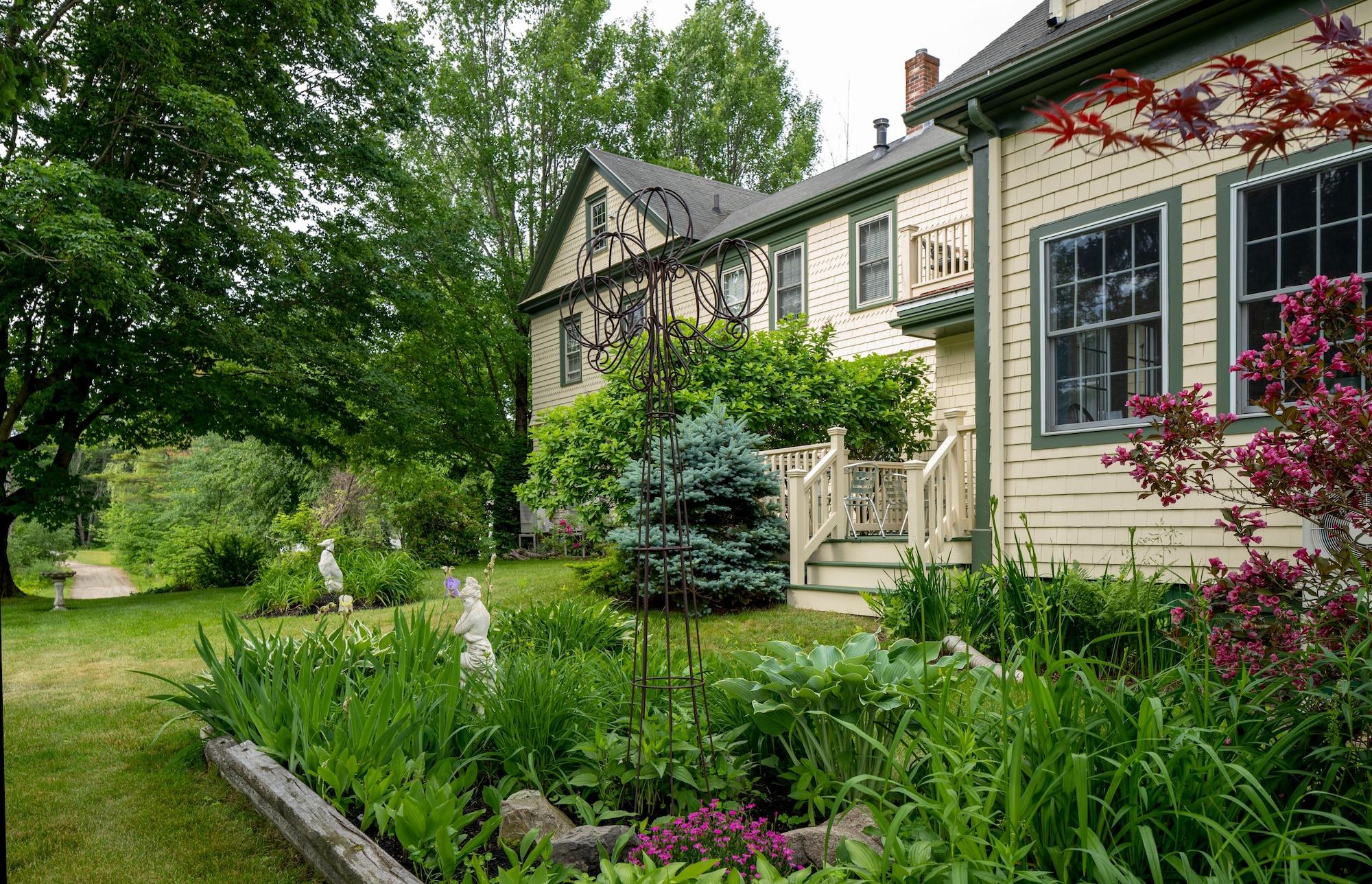 1802 House Bed and Breakfast image
