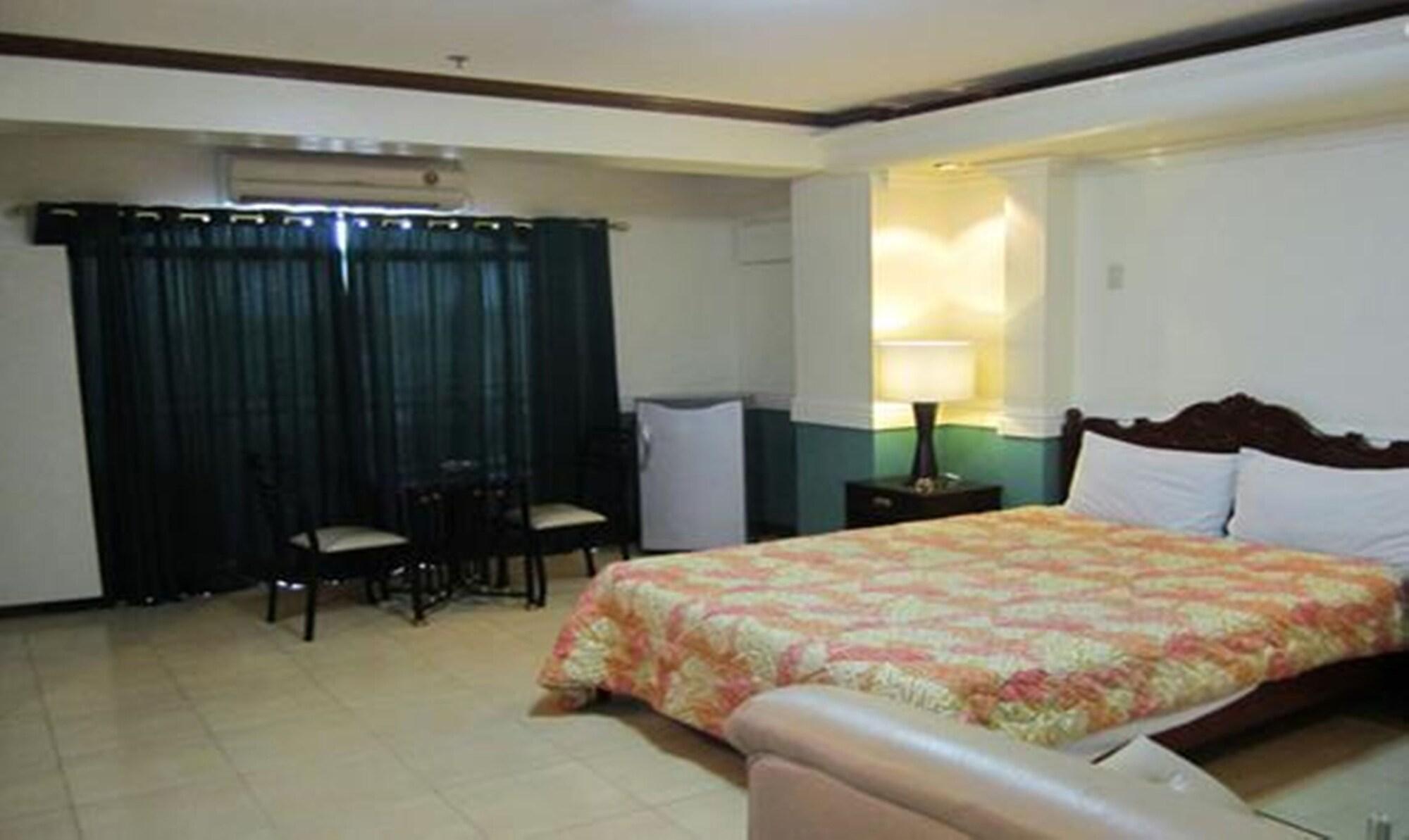 Natalia Hotel