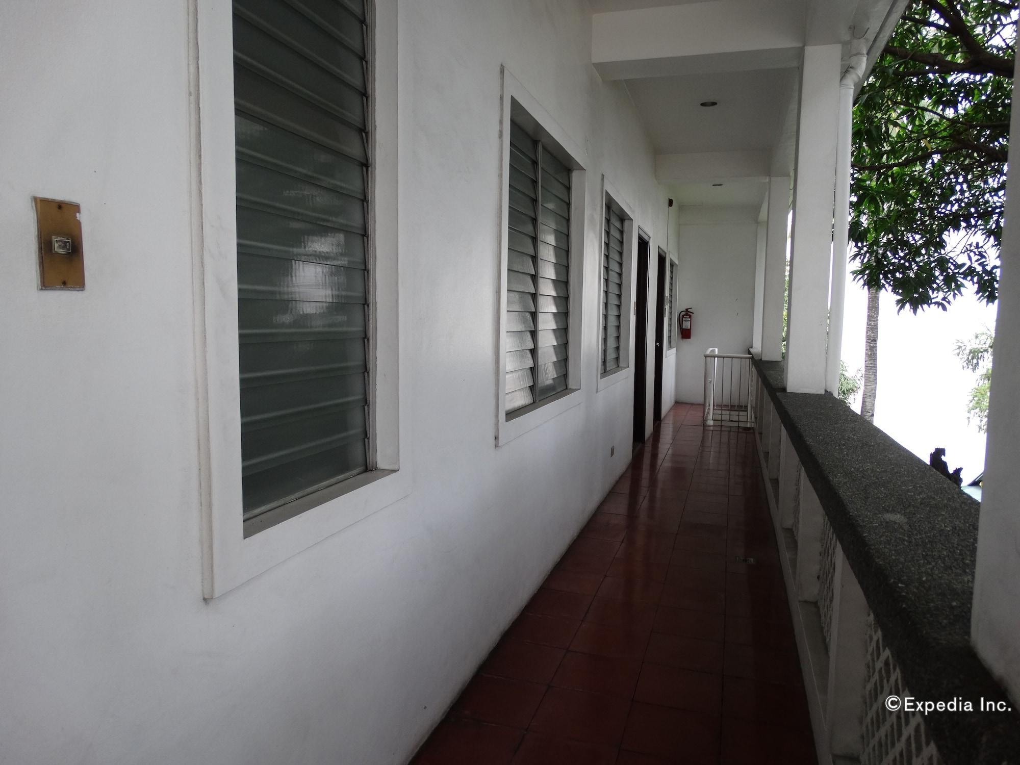 Pension Natividad by null