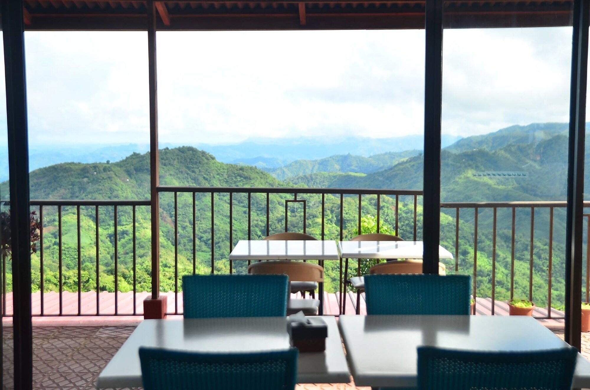 West 35 Eco Mountain Resort
