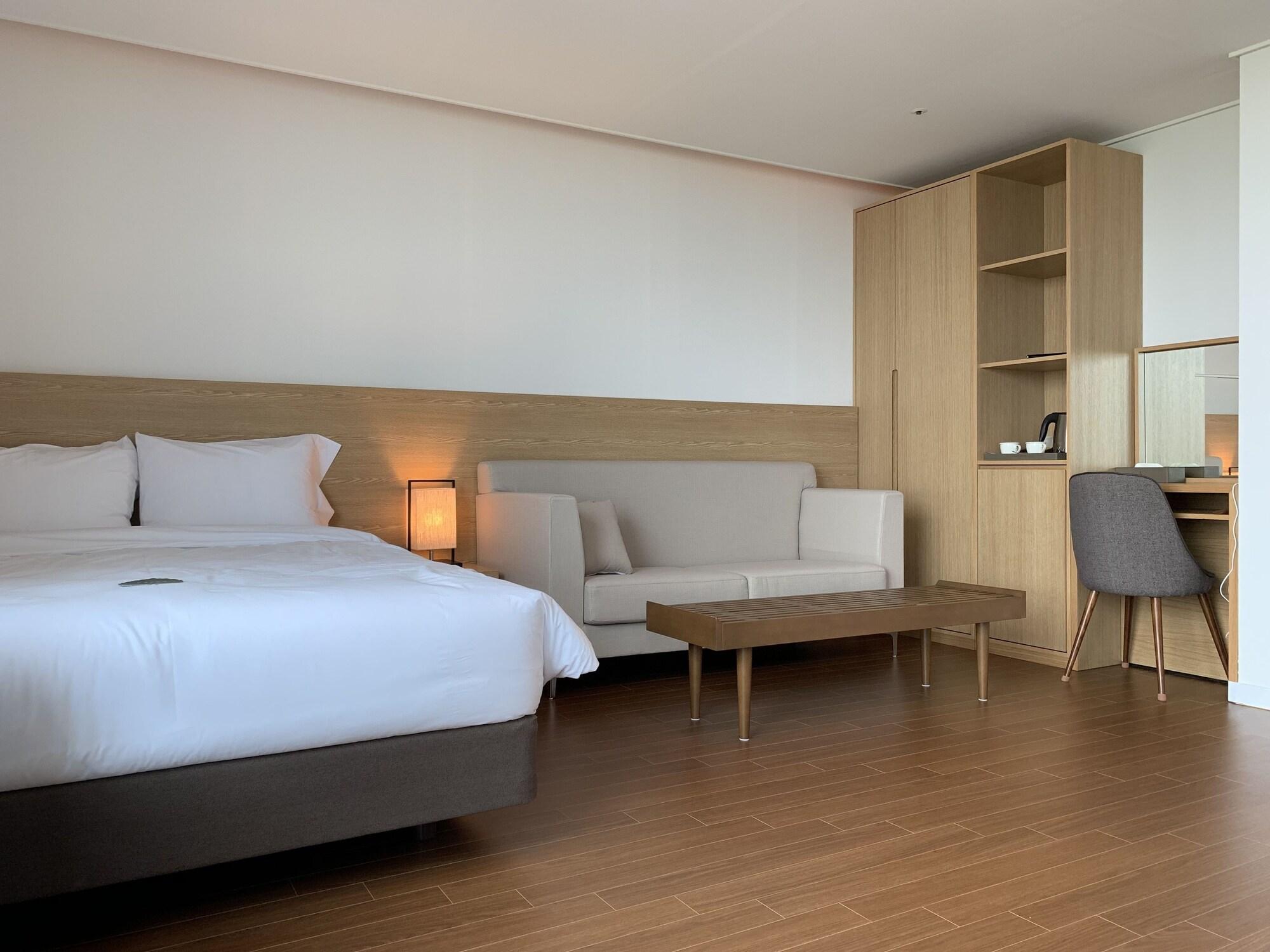 Lemain Hotel
