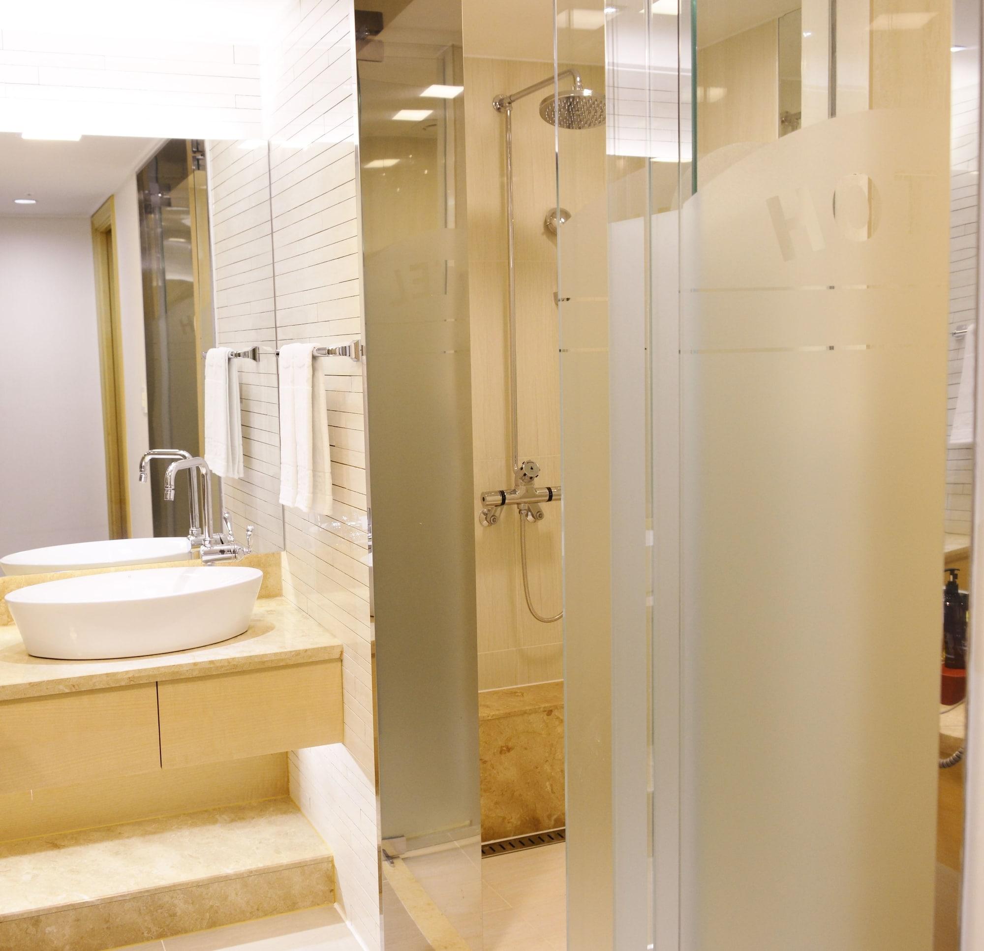 Fontana Beach Hotel by null