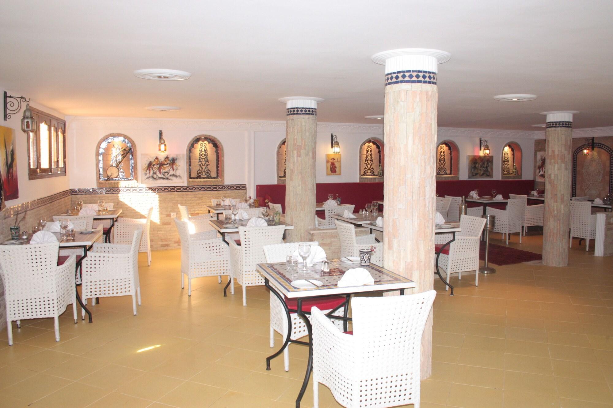 Pasta Plaza Hotel